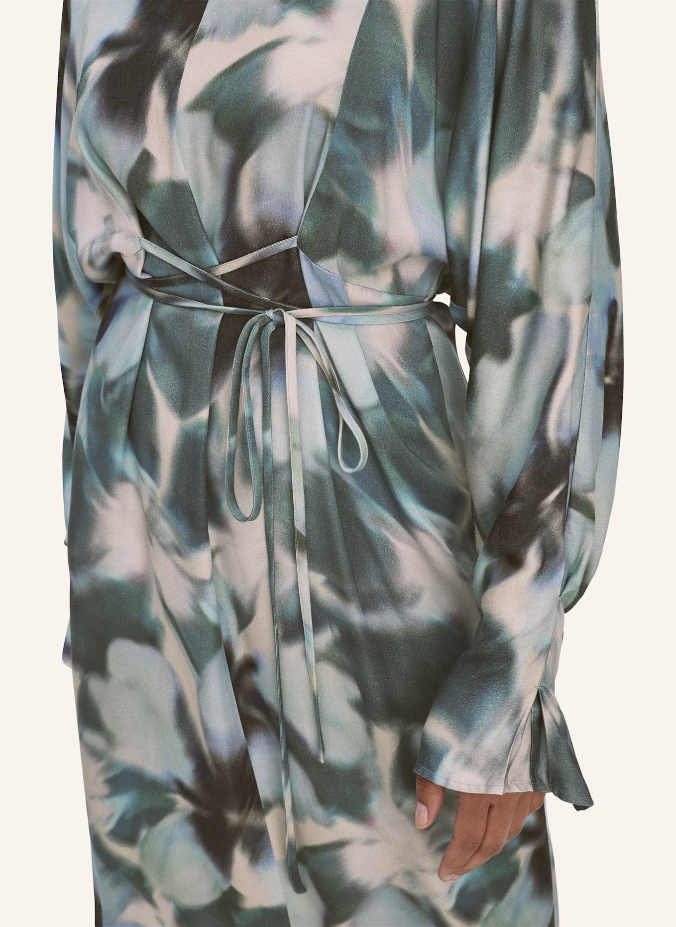 hessnatur Kimono Kleid: BLAU