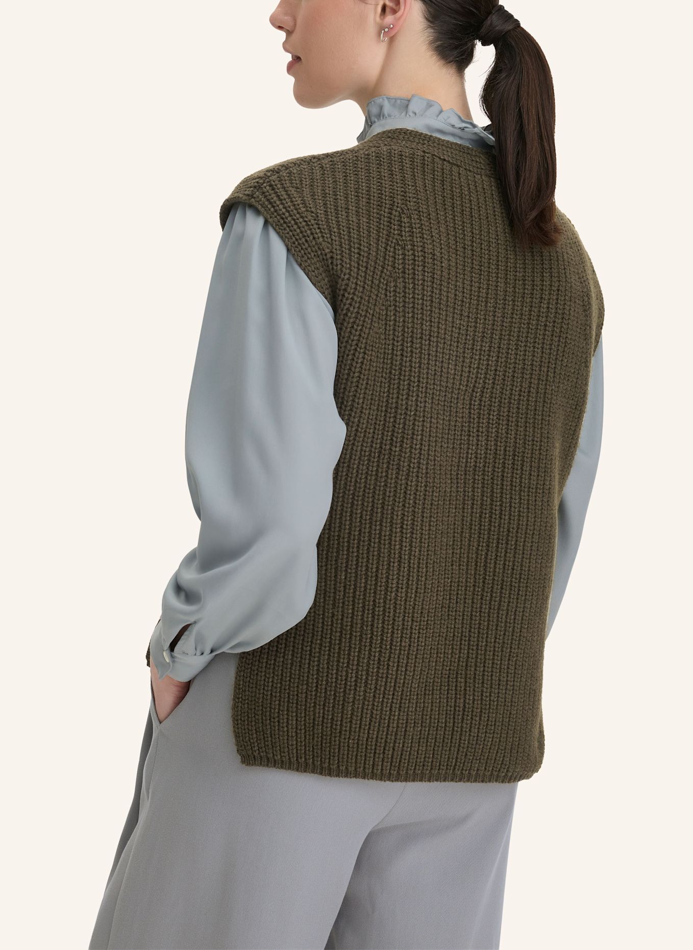 hessnatur hessnatur Strick Pullover Relaxed aus Wolle mit Bio-Baumwolle: OLIV