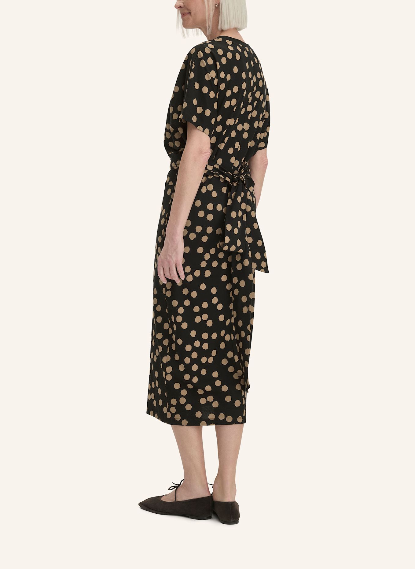 hessnatur hessnatur Jersey Kleid Midi Oversize aus reiner Bio-Baumwolle: SCHWARZ