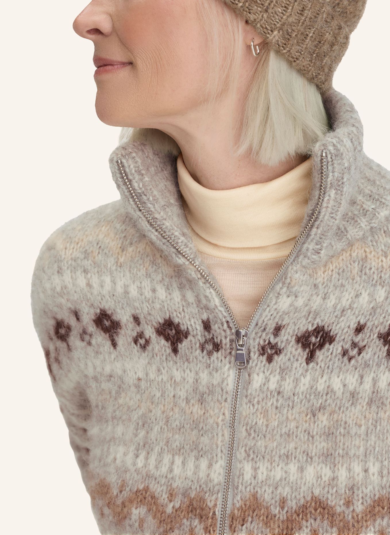 hessnatur hessnatur Strick Troyer Relaxed aus Alpaka mit Bio-Baumwolle: GRAU