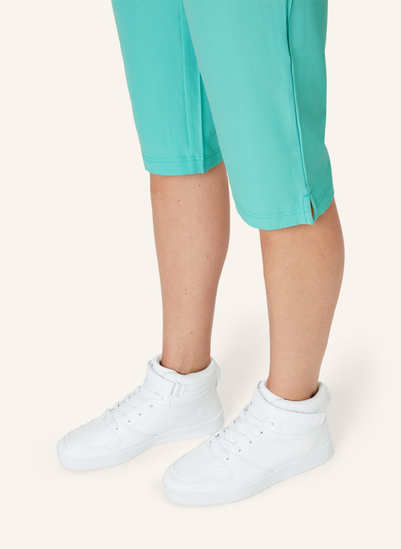 JOY sportswear Caprihose ELLIE, Farbe: GRÜN (Bild 5)