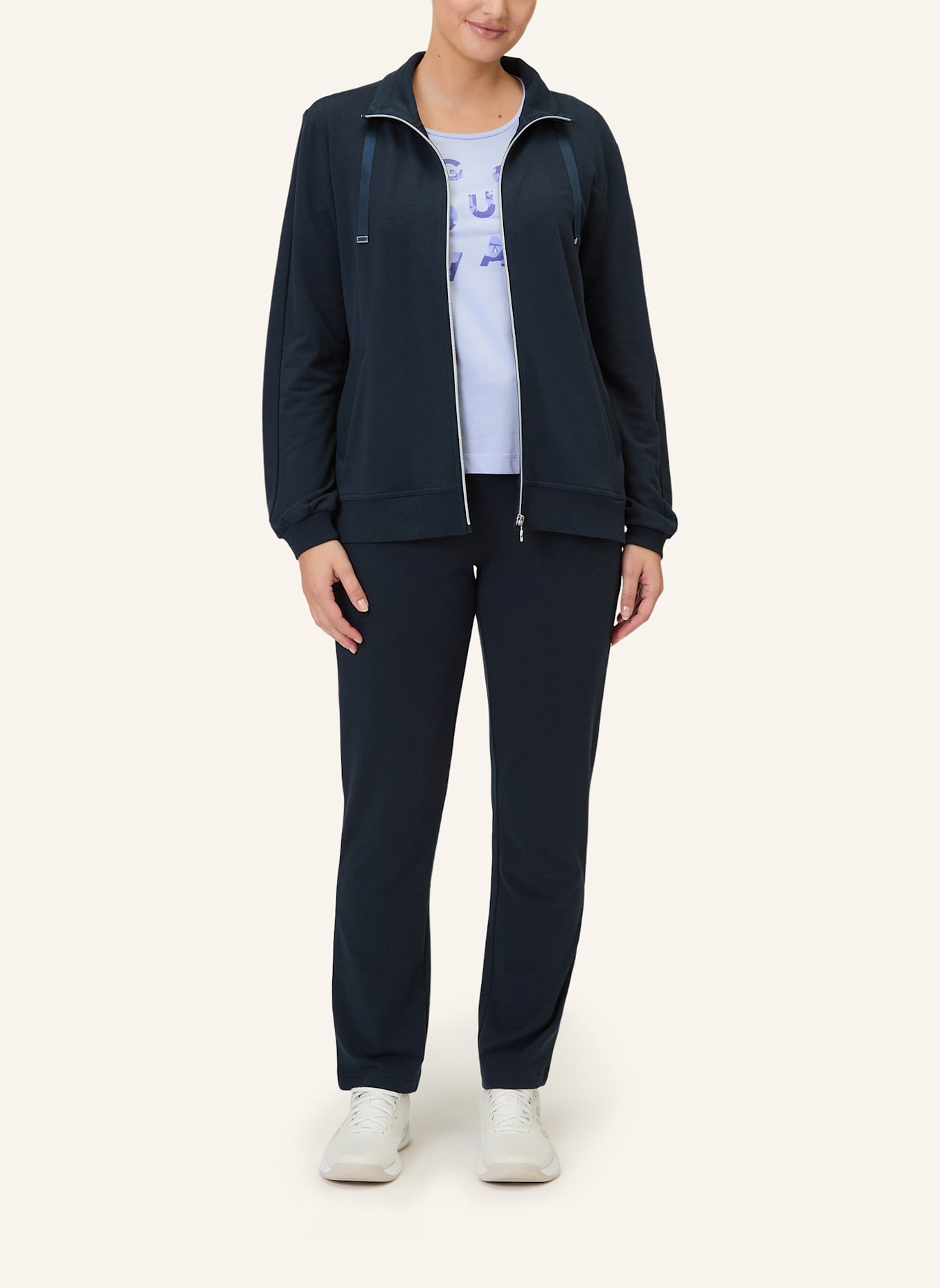 JOY sportswear Sweatjacke ELORA: BLAU