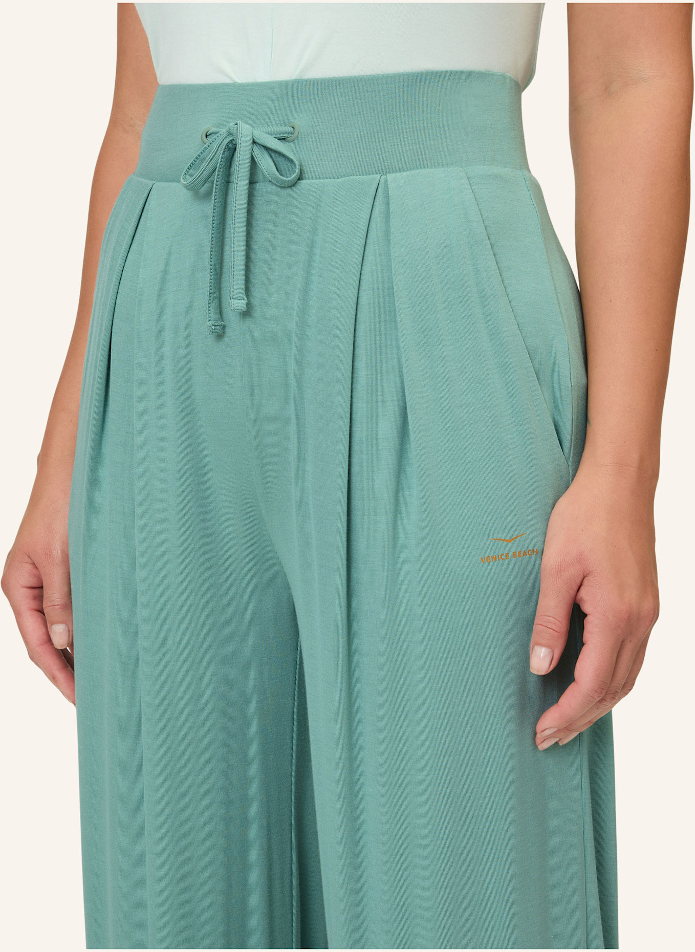 VENICE BEACH Yoga-Hose VB_SUE: GRÜN