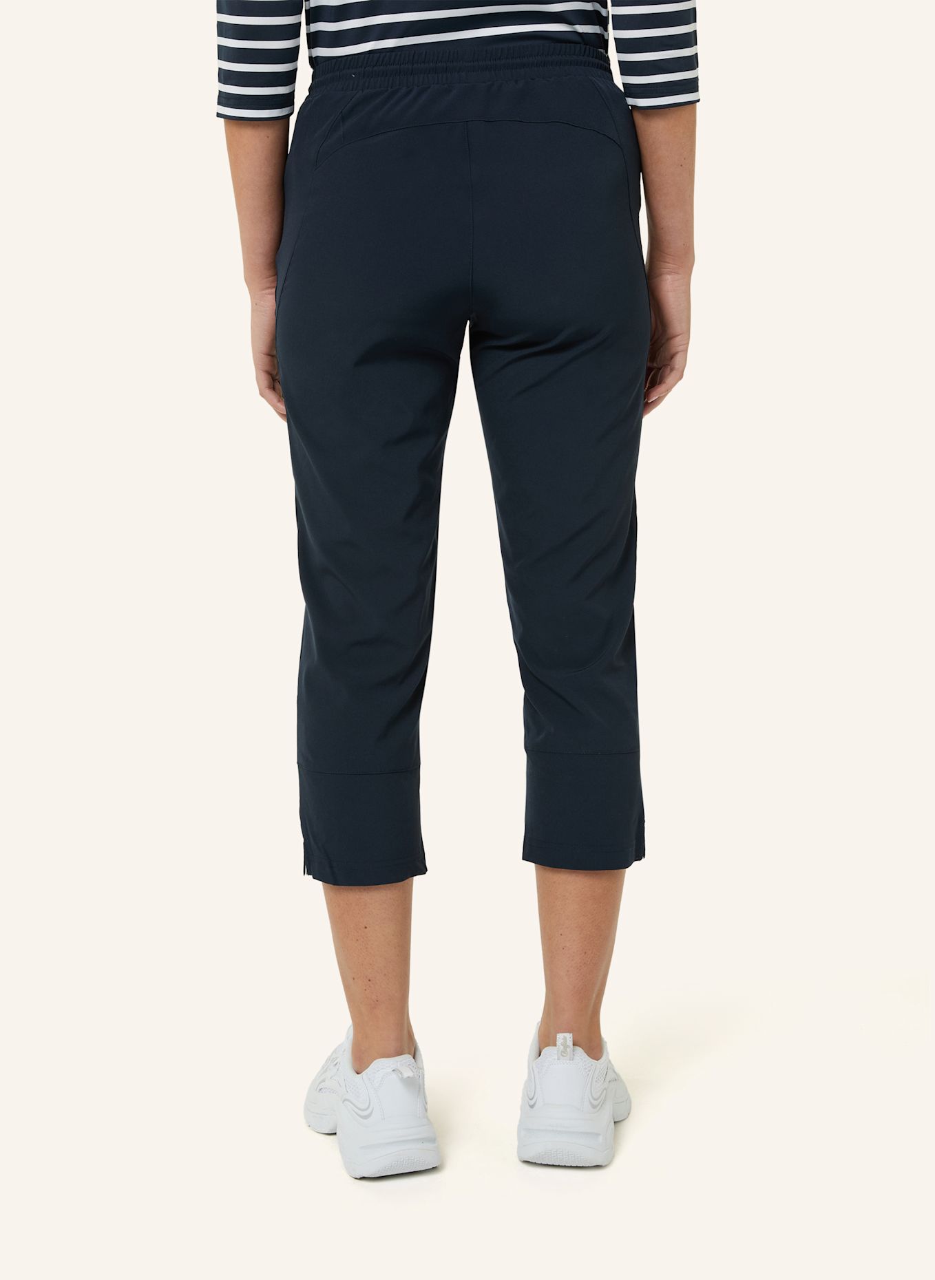 JOY sportswear Caprihose MARTHA: BLAU