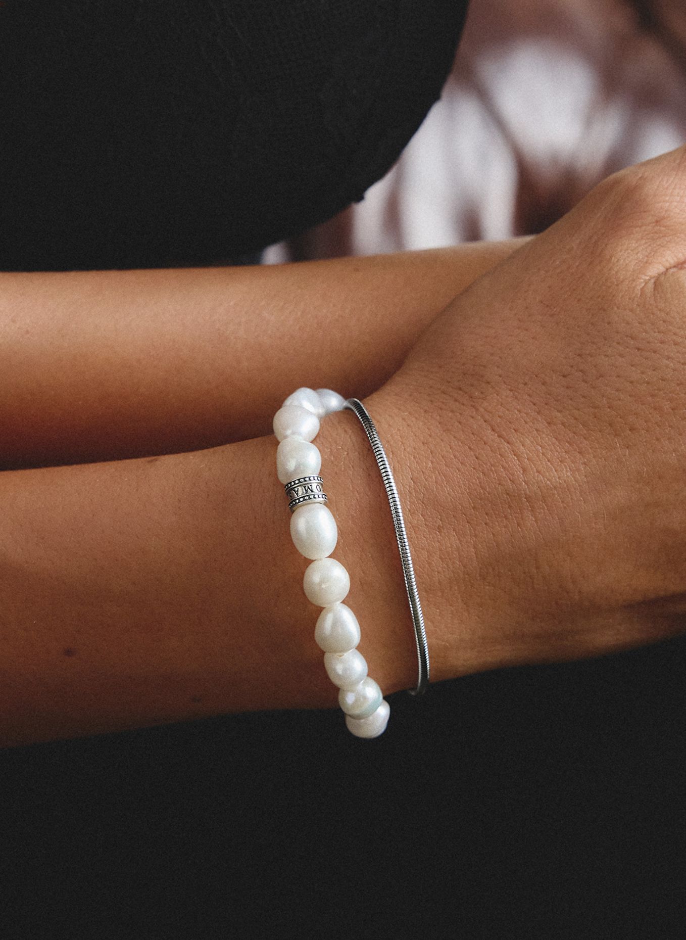 THOMAS SABO Armband: GRAU / WEISS