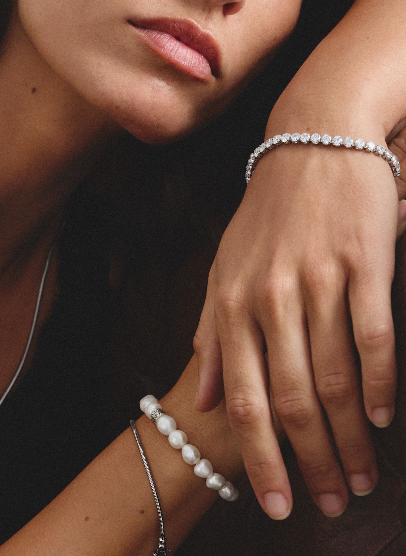 THOMAS SABO Armband: GRAU / WEISS