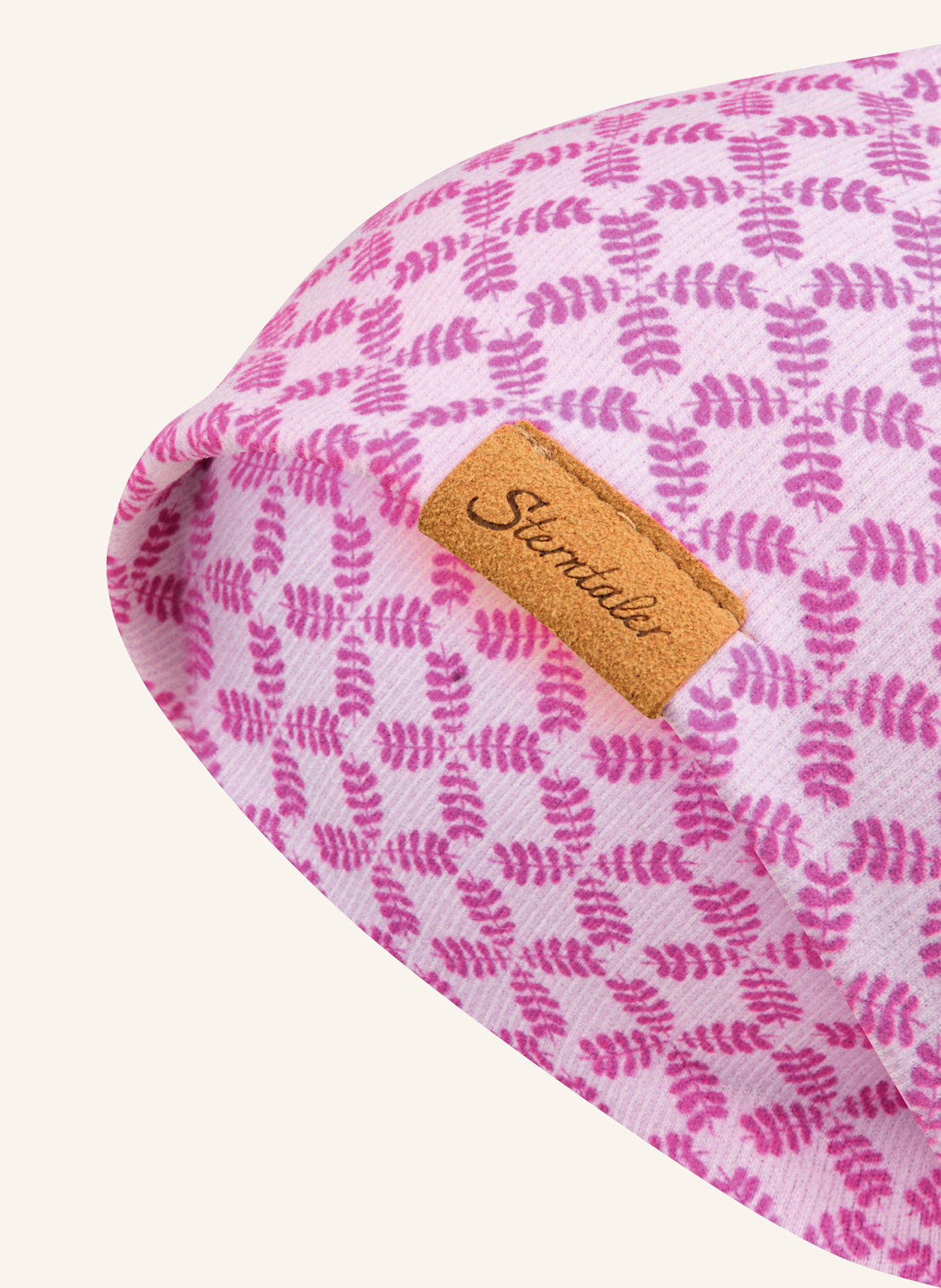 Sterntaler Beanie graphisch: LILA