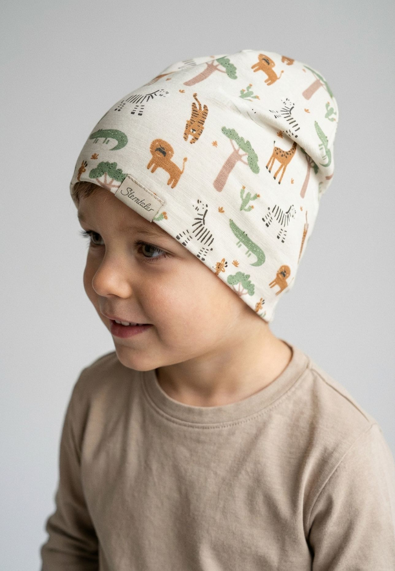 Sterntaler Beanie Safaritiere: HELLGRAU