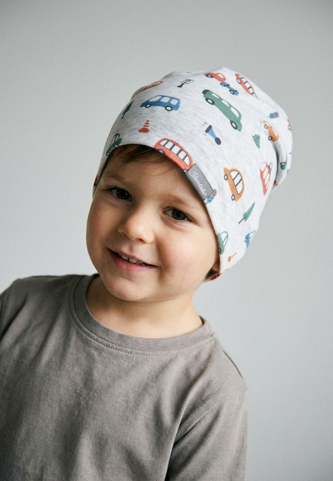 Sterntaler Beanie Fahrzeuge: HELLGRAU