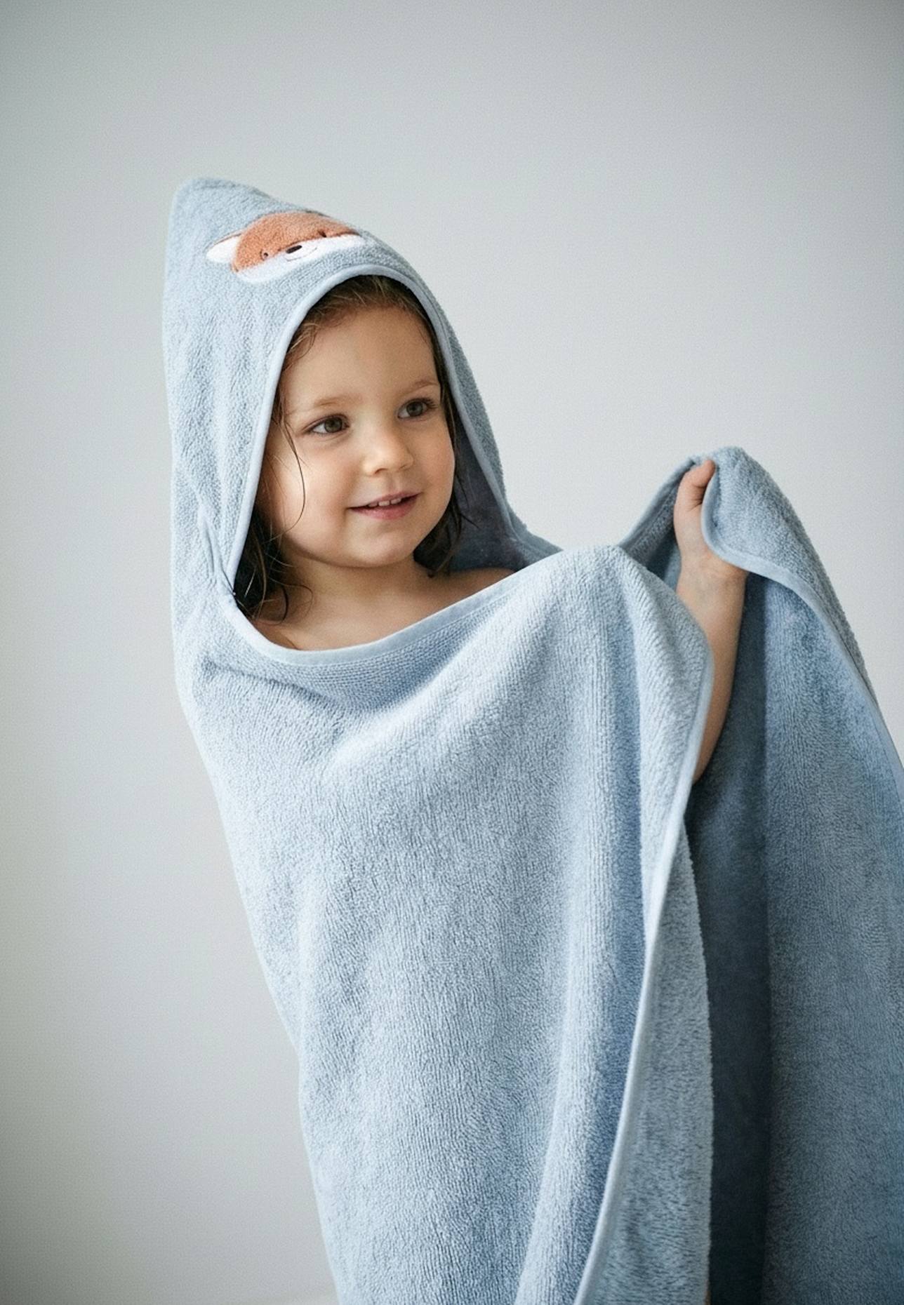 Sterntaler Kapuzenbadetuch 100x70 cm Filou: HELLBLAU