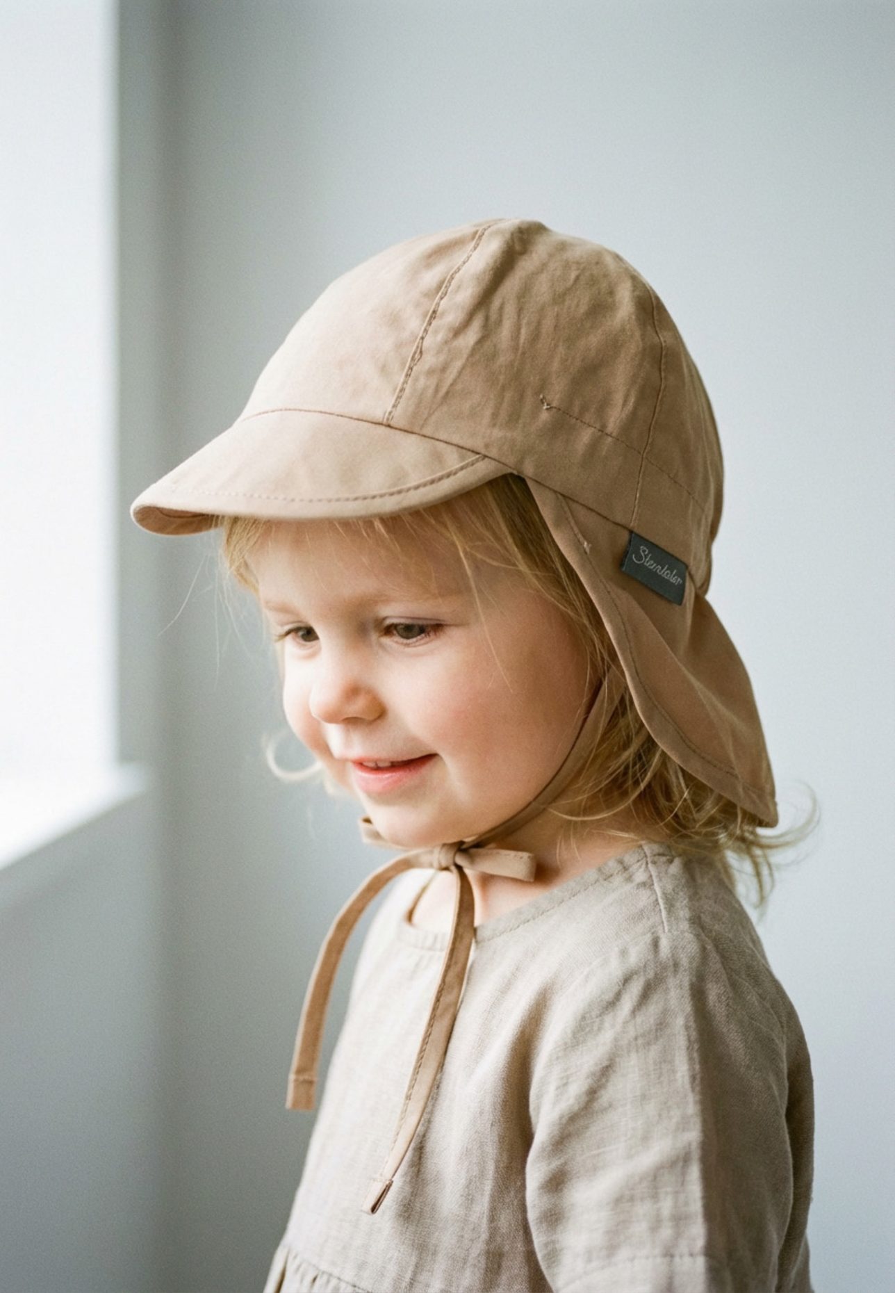 Sterntaler Schirmmütze mit Nackenschutz Basic: TAUPE