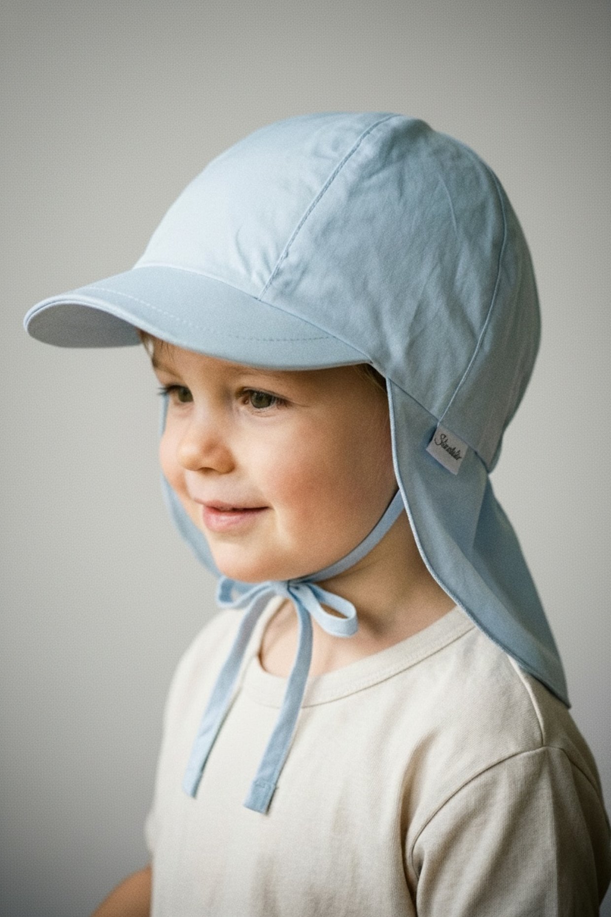 Sterntaler Schirmmütze mit Nackenschutz: BLAU