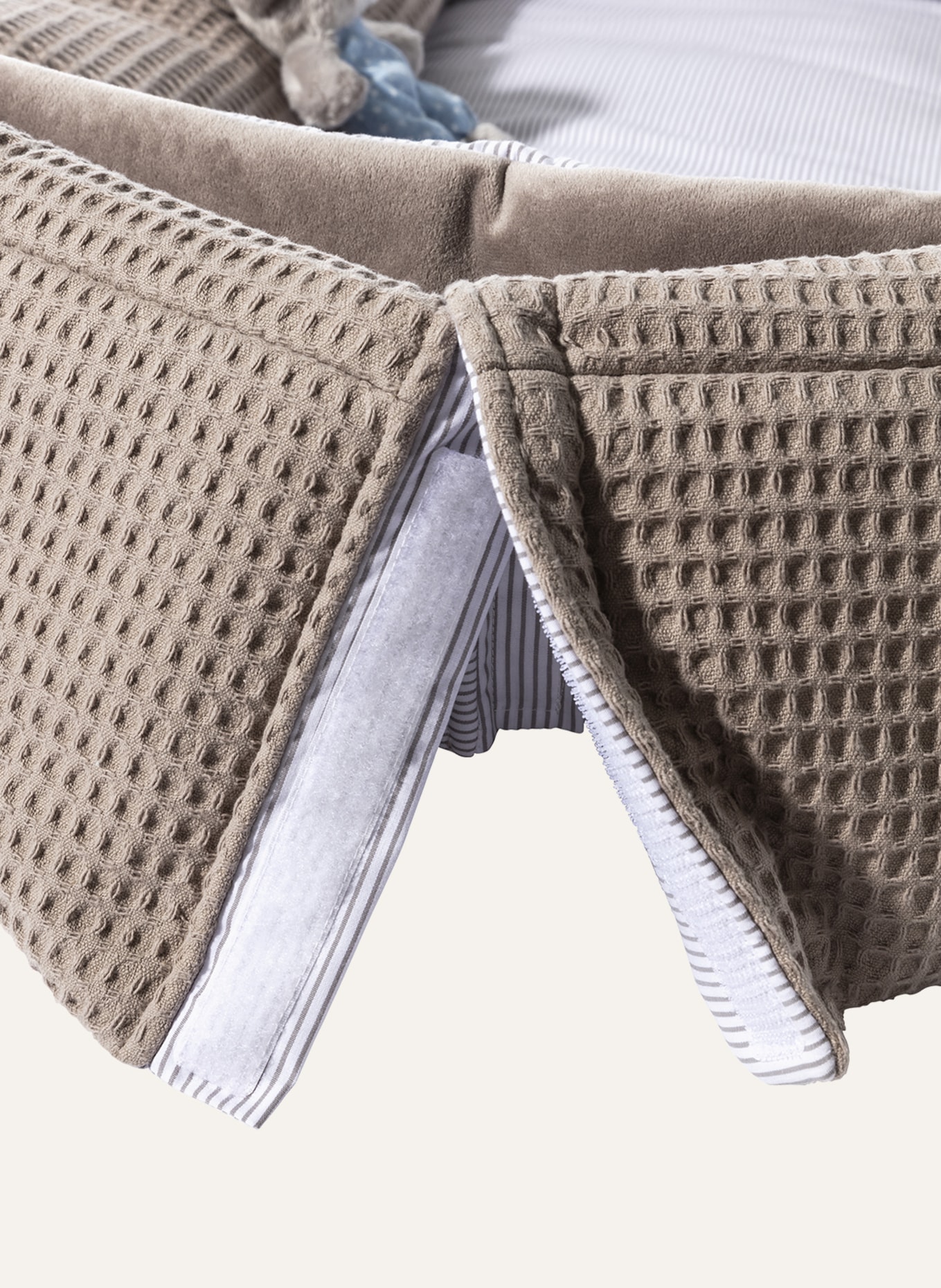 Sterntaler Babynest EMMI: GRAU