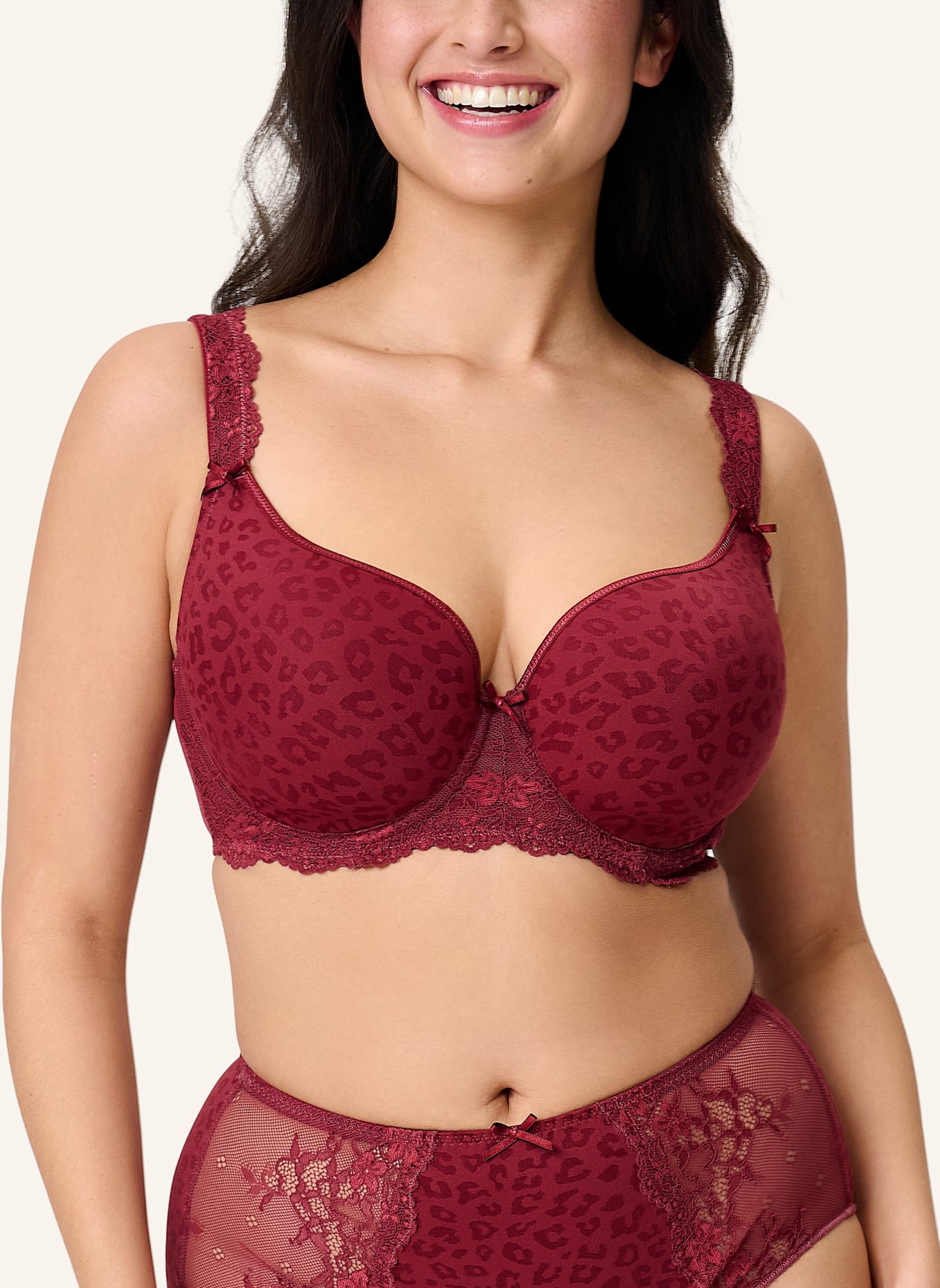 LINGADORE DAILY T-Shirt BH - Plus Size: DUNKELROT