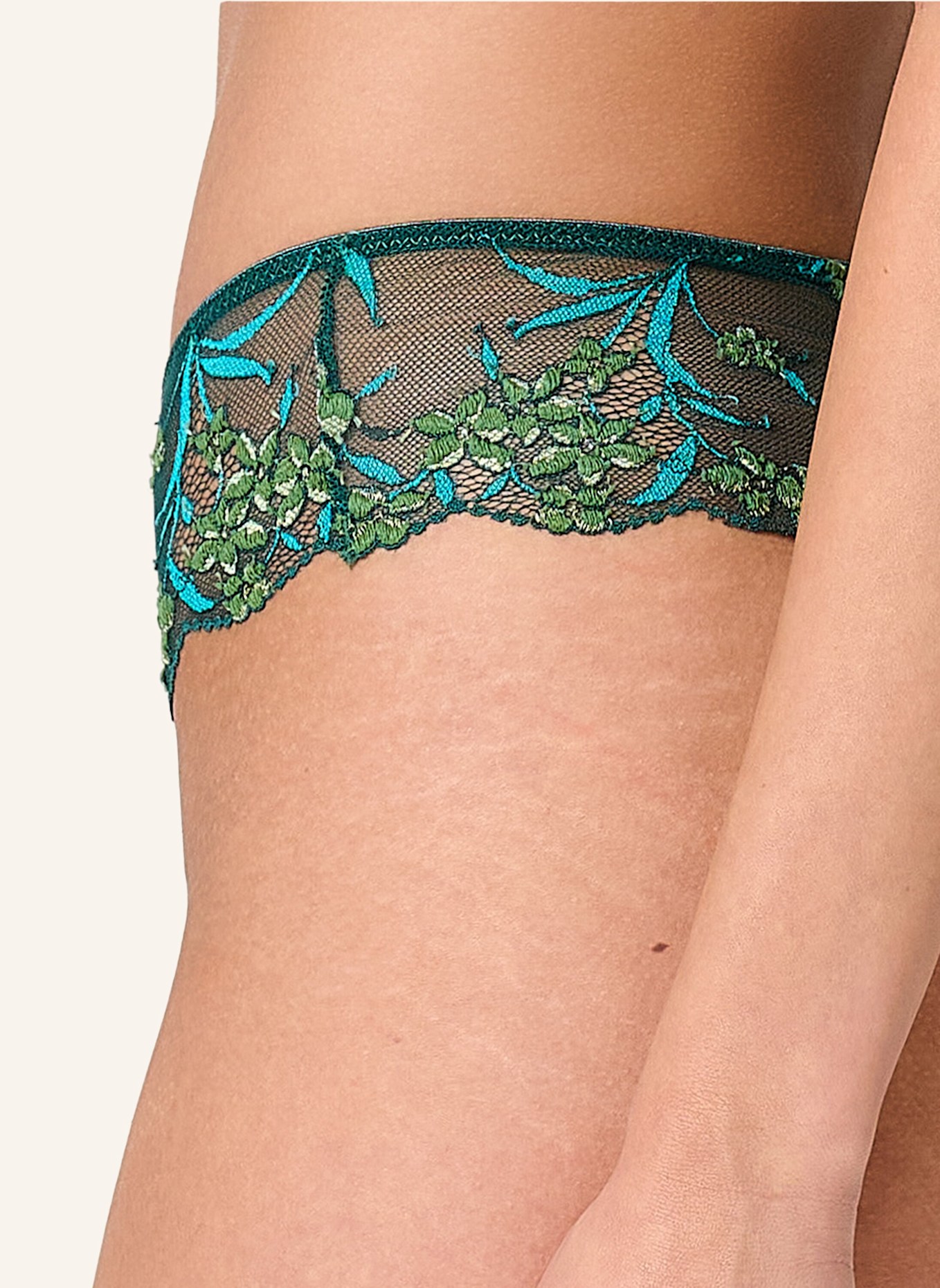 LINGADORE String: DUNKELGRÜN