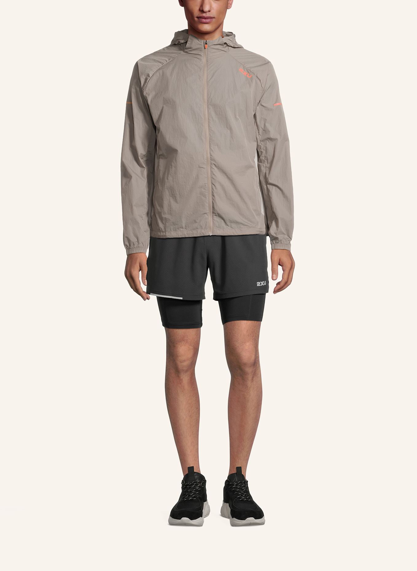 2XU Windjacke AERO WINDBREAKE: BEIGE