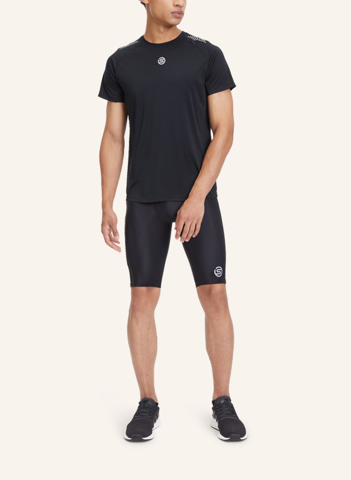 SKINS Kompressionshose S3 HALF TIGHTS: SCHWARZ