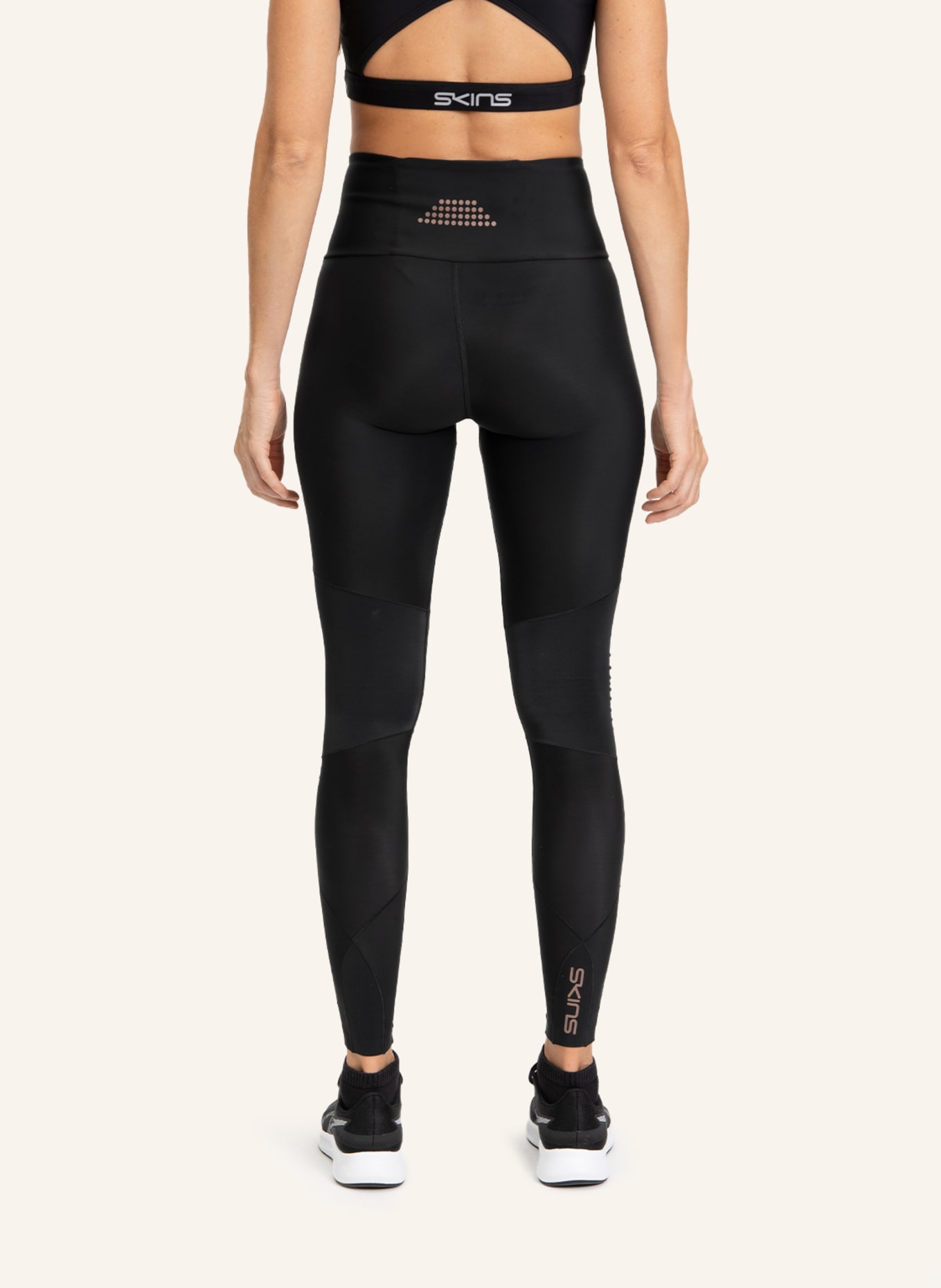 SKINS Trainingshose S5 SKYSCRAPER: SCHWARZ