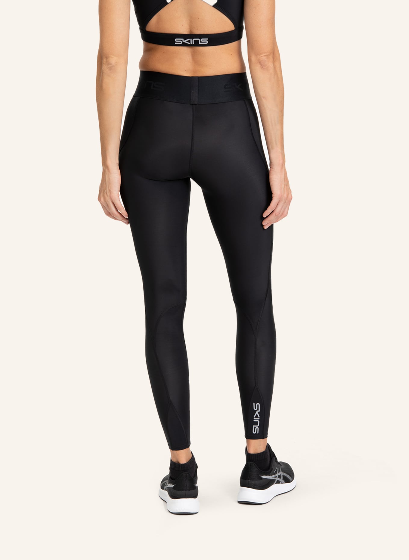 SKINS 7/8-Lauftights S3 LONG TIGHTS: SCHWARZ