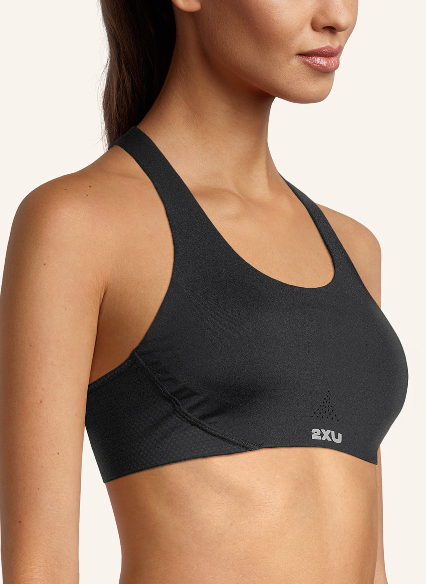 2XU Sport-BH AERO MESH MEDIUM IMPACT BRA: SCHWARZ