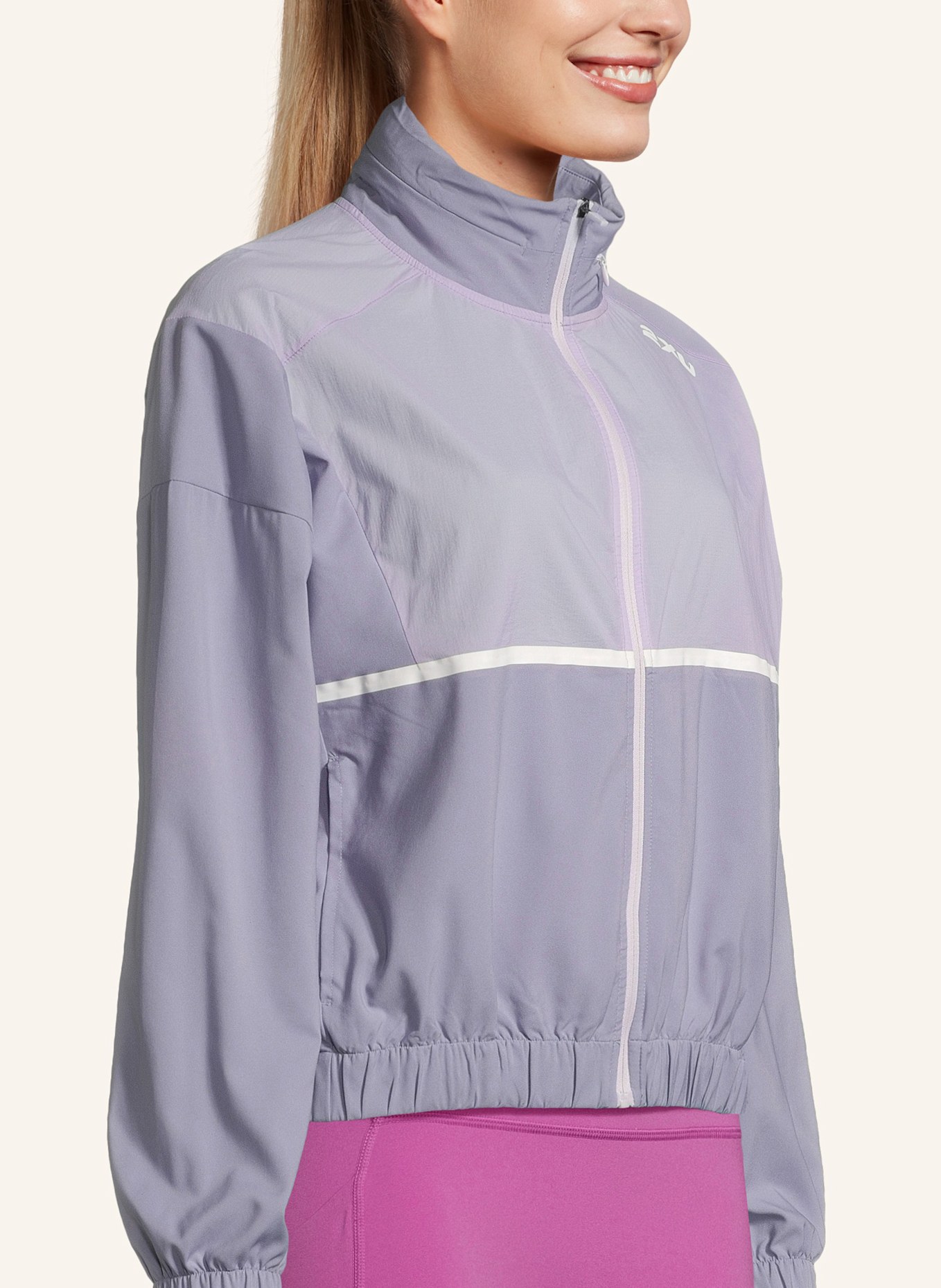2XU Laufjacke AERO SHEER WINDBREAKER: LILA