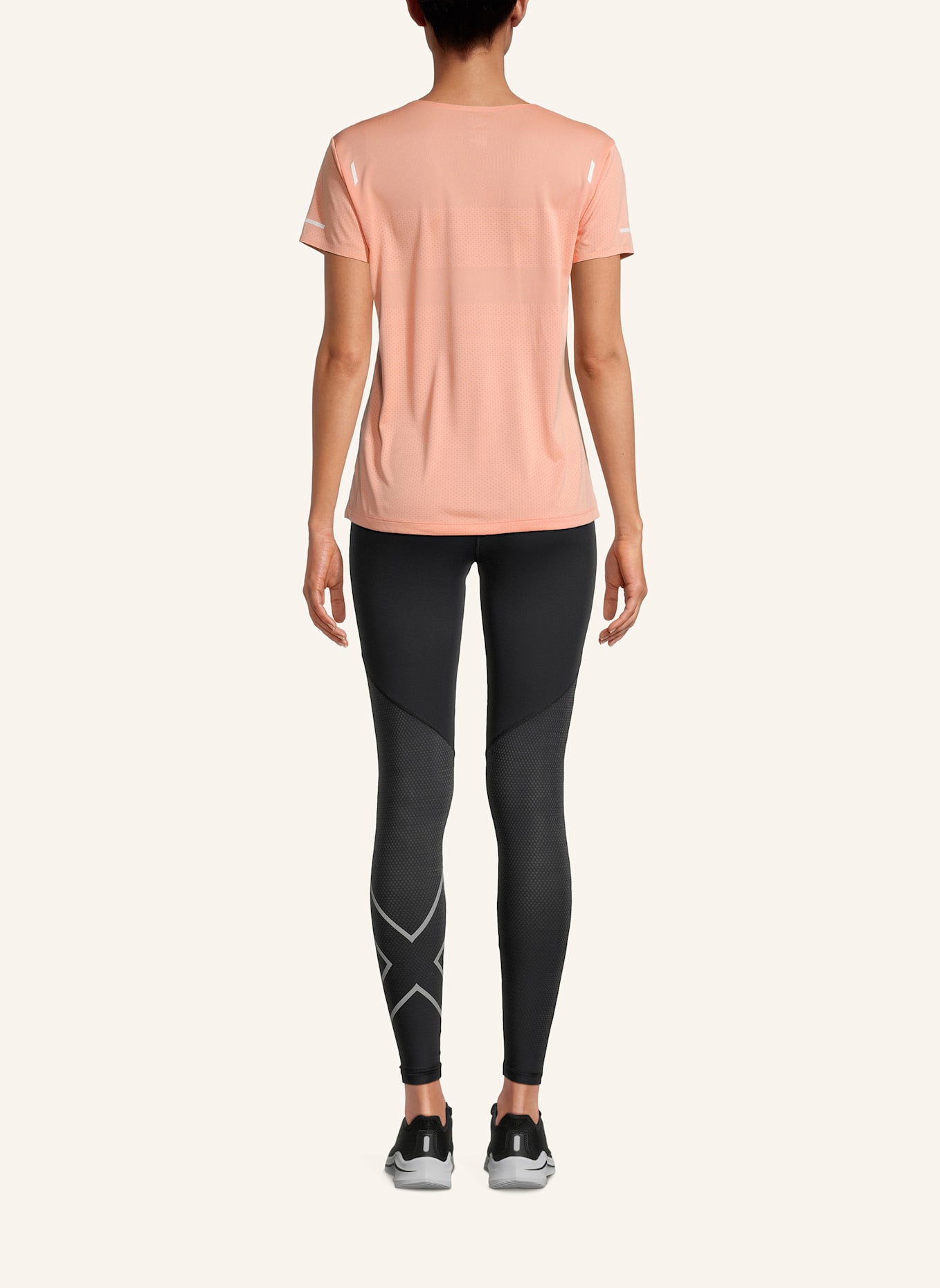 2XU Laufshirt LIGHT SPEED TECH TEE: HELLORANGE