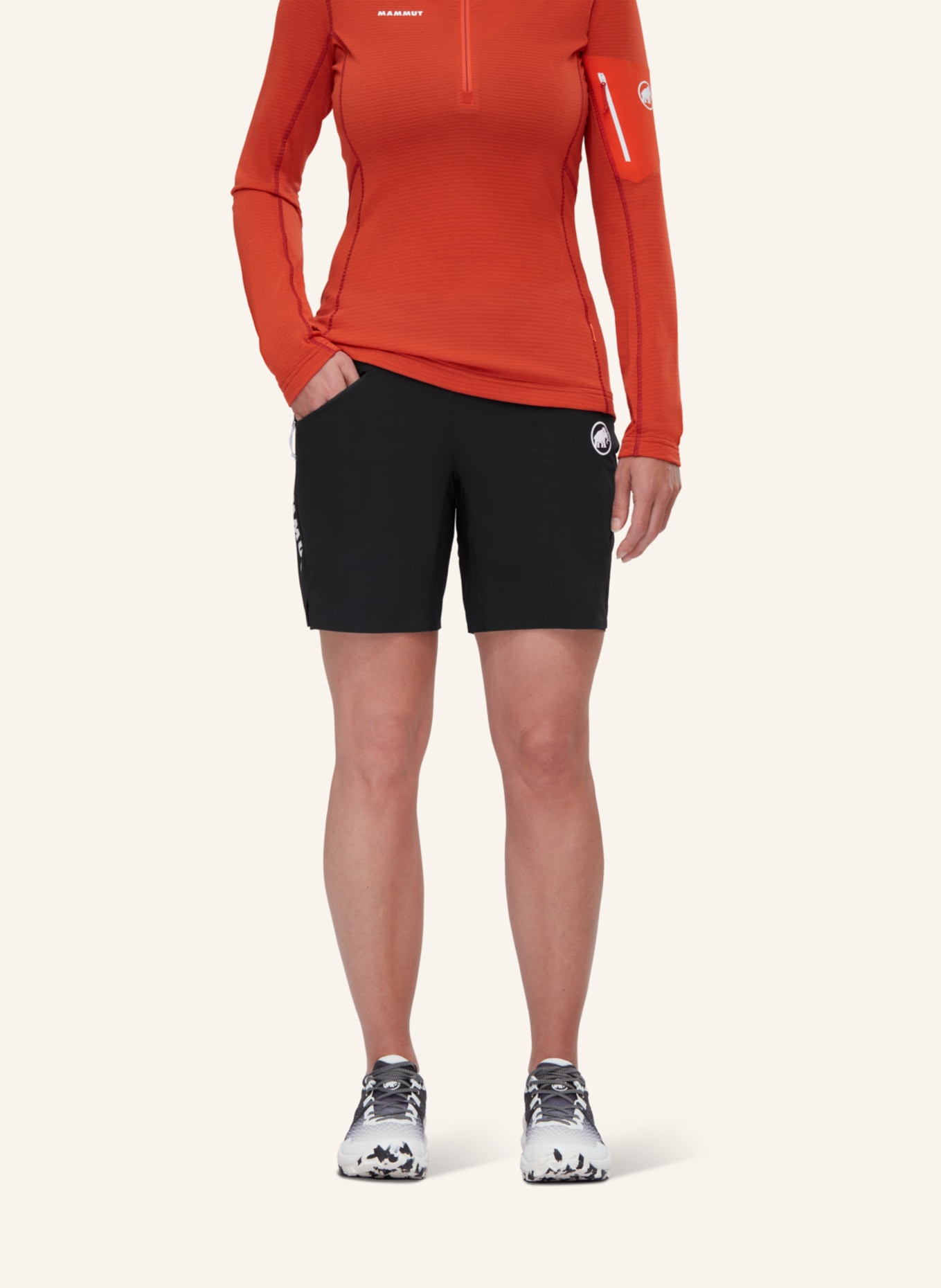 MAMMUT Mammut Aenergy Light SO Shorts Women, Farbe: SCHWARZ (Bild 4)