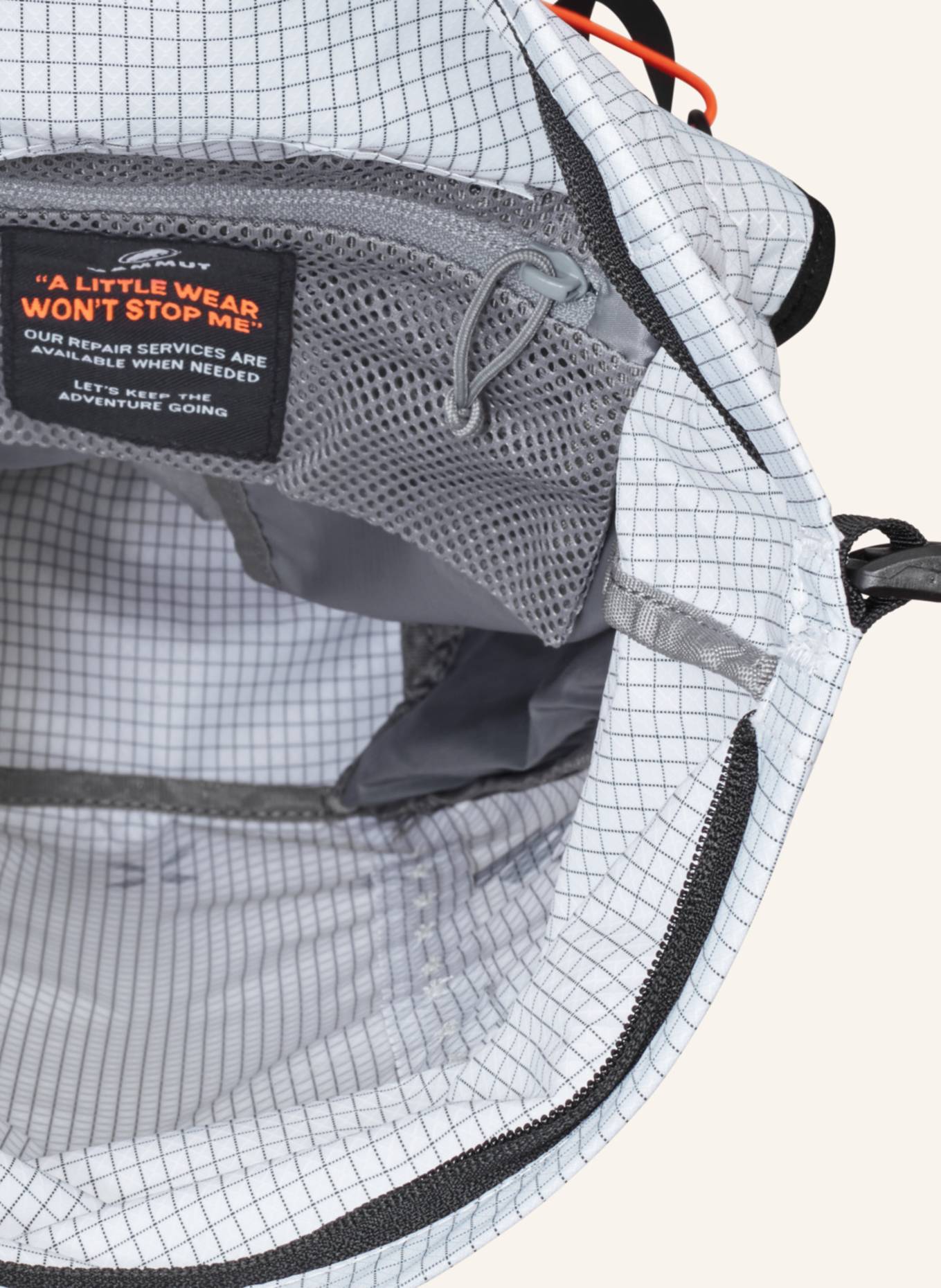 MAMMUT Rucksack TRION 15: WEISS