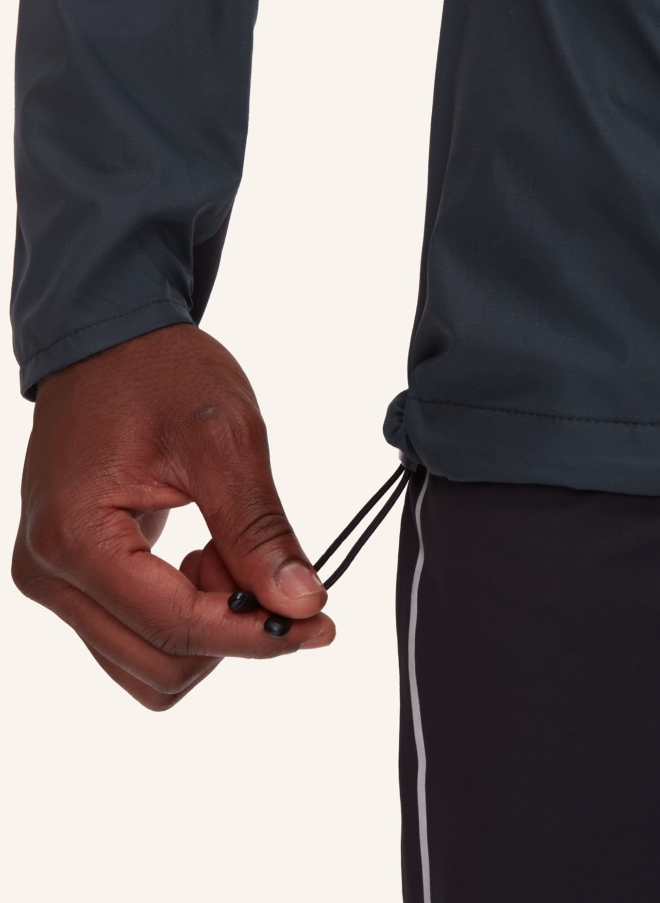 MAMMUT Aenergy WB Hooded Jacket Men: SCHWARZ