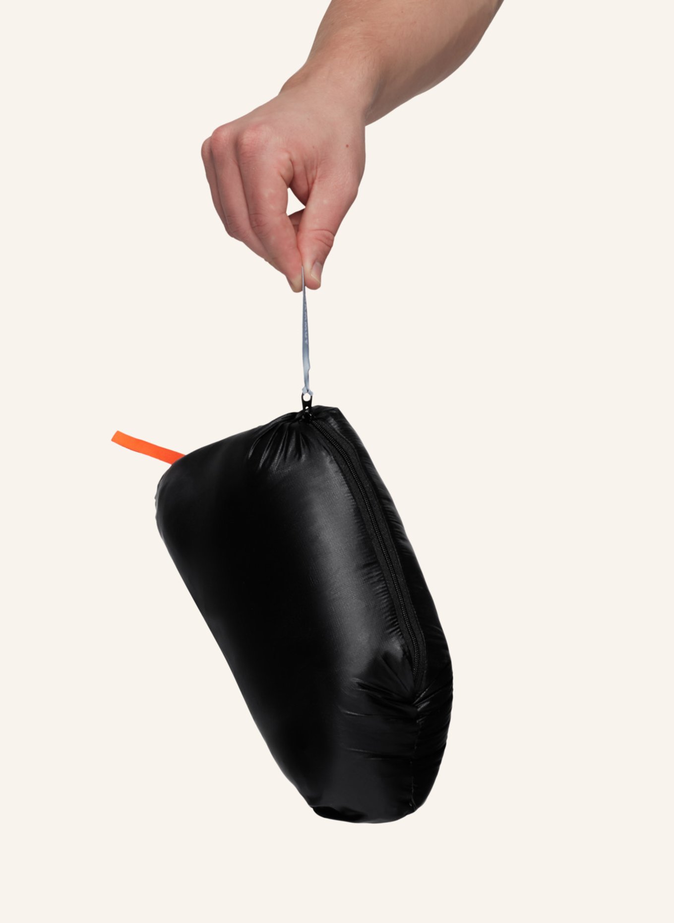 MAMMUT Daunenjacke TAISS  mit Kapuze: SCHWARZ