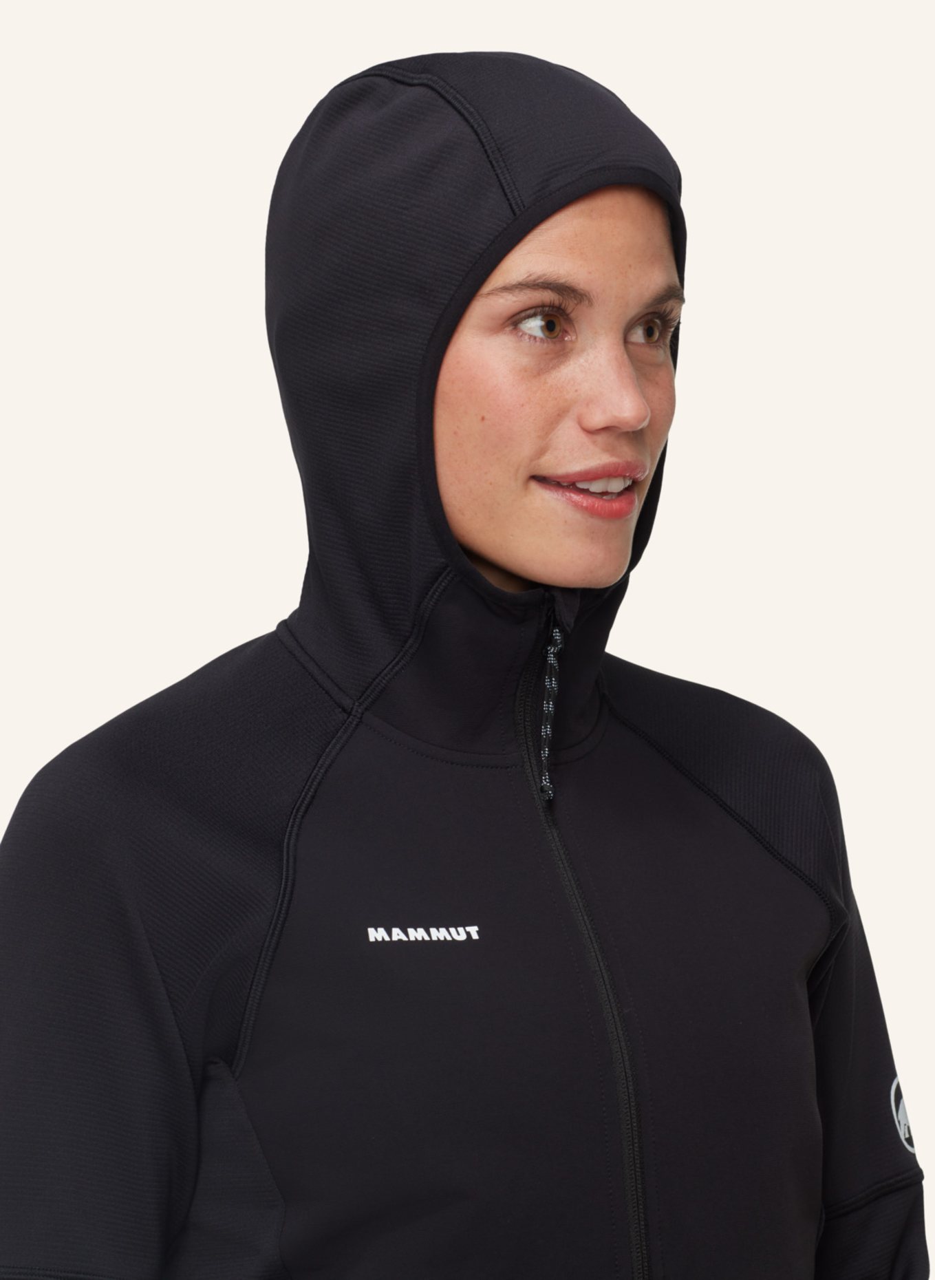 MAMMUT Midlayer-Jacke MASSONE ML HOODED: SCHWARZ