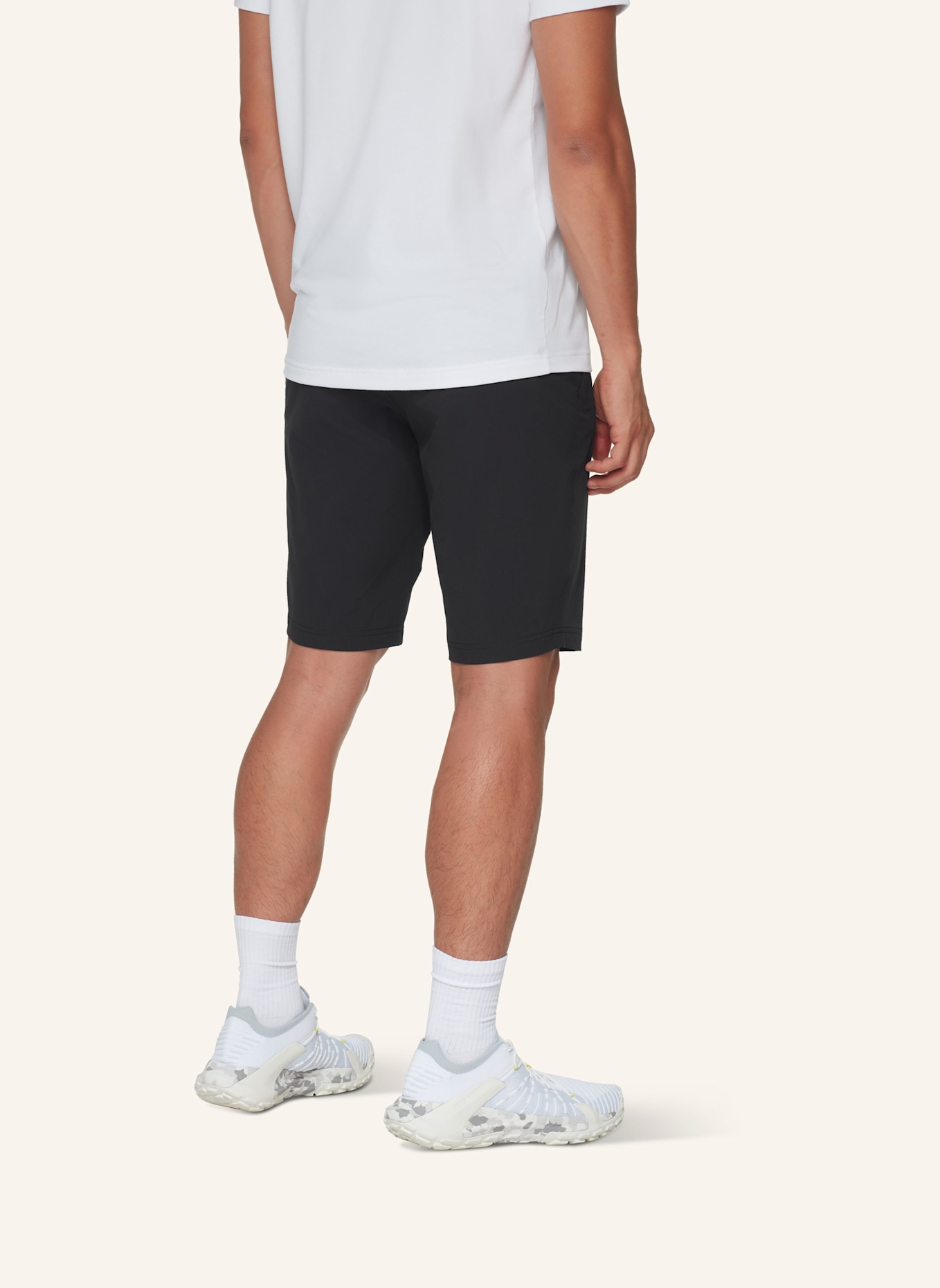 MAMMUT Mammut Hiking V Shorts Men: SCHWARZ