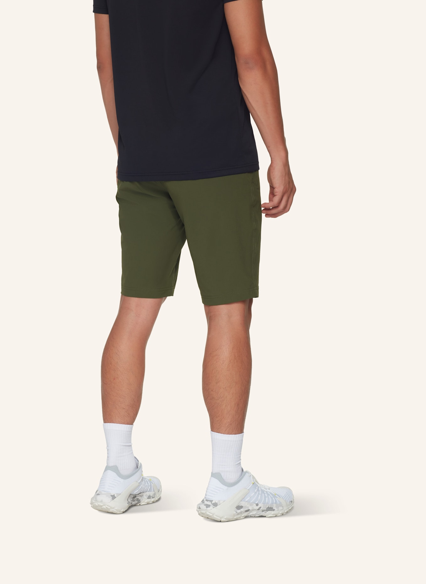 MAMMUT Mammut Hiking V Shorts Men: GRÜN