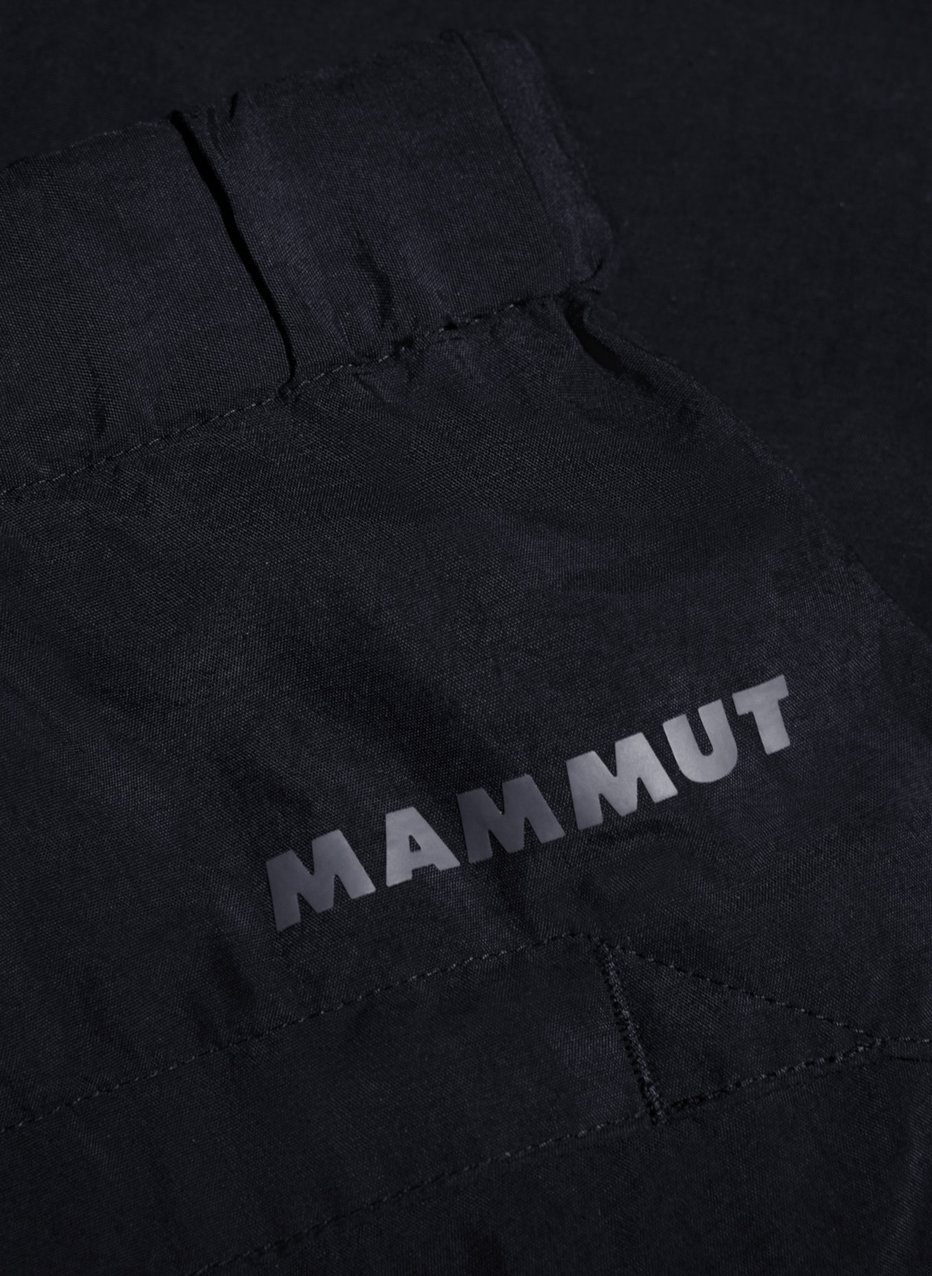 MAMMUT Trekkingshorts HIKING: SCHWARZ