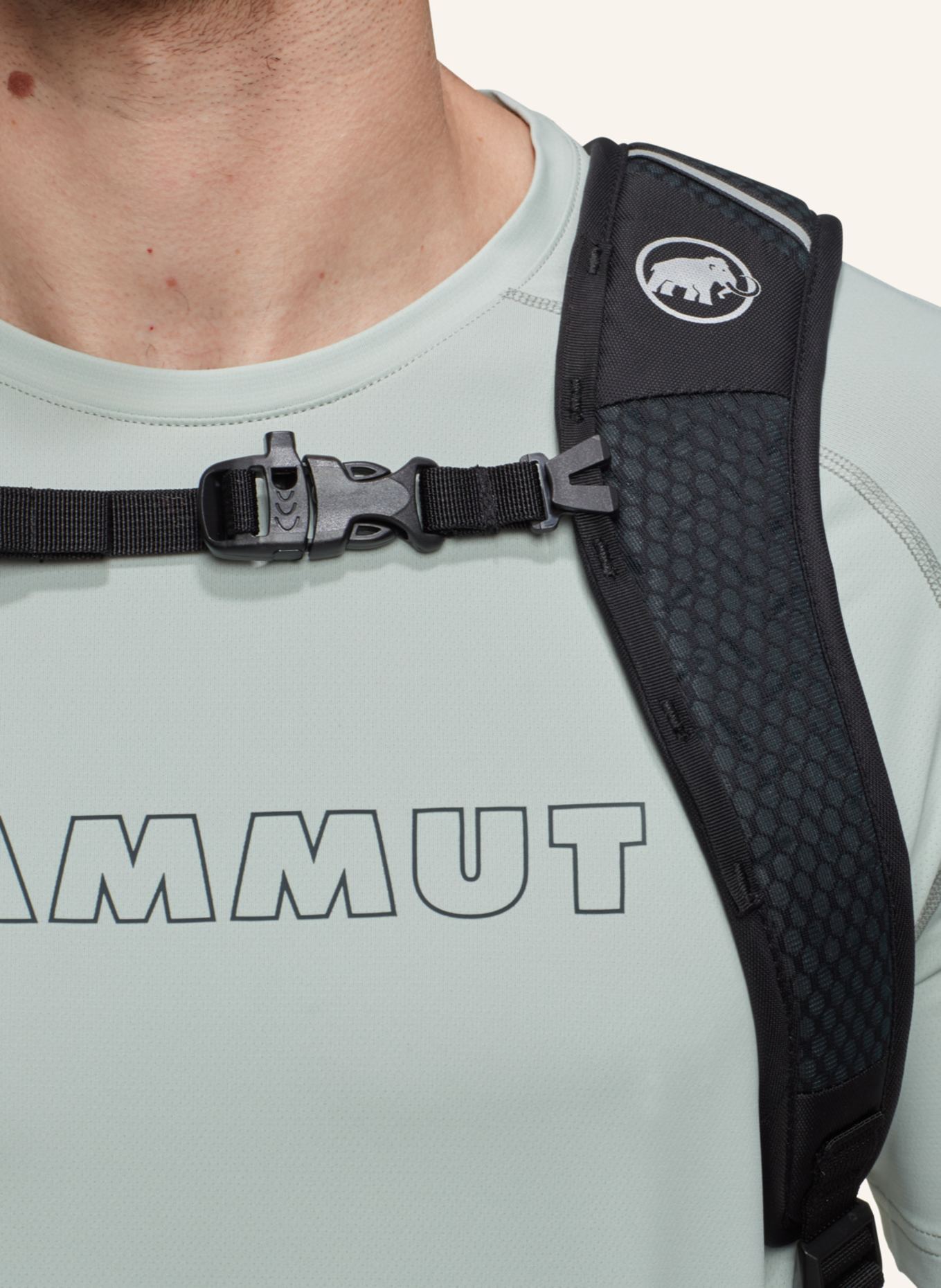 MAMMUT Rucksack LITHIUM 15 l: ROT