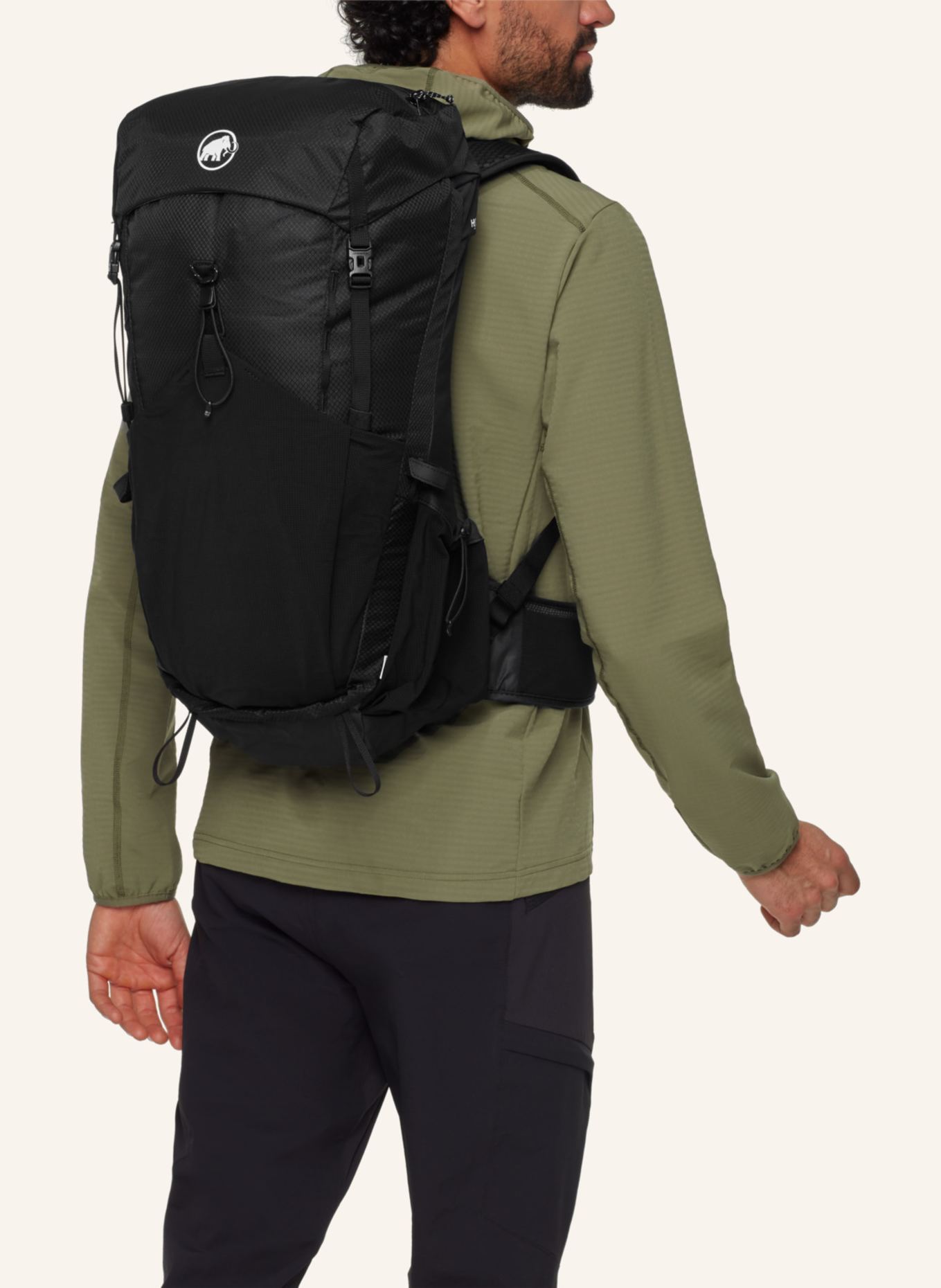 MAMMUT Wanderrucksack DUCAN 26: SCHWARZ
