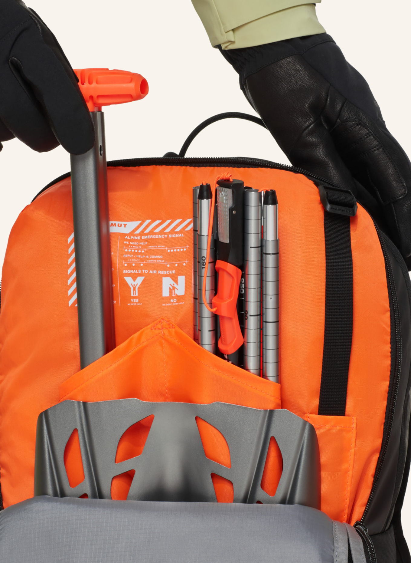 MAMMUT Ski- & Snowboardrucksack NIRVANA 28 WOMEN: SCHWARZ