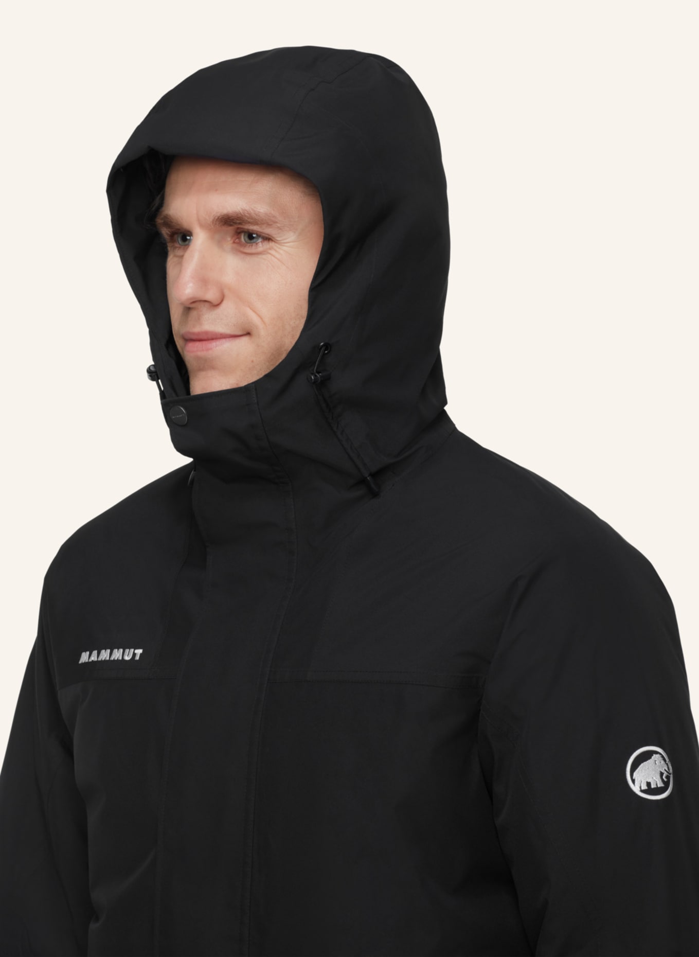 MAMMUT Daunenjacke TREELINE: SCHWARZ