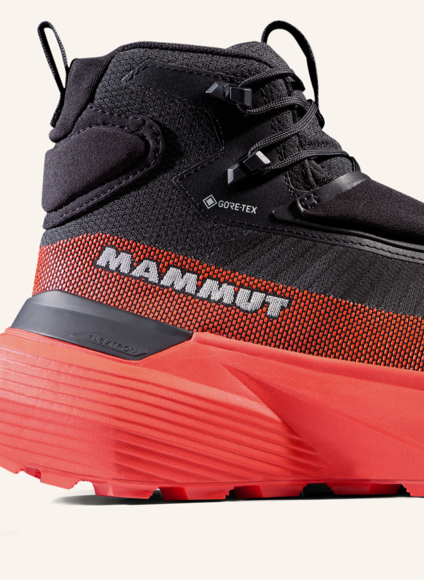 MAMMUT Aenergy Ultra Mid GTX Women: SCHWARZ
