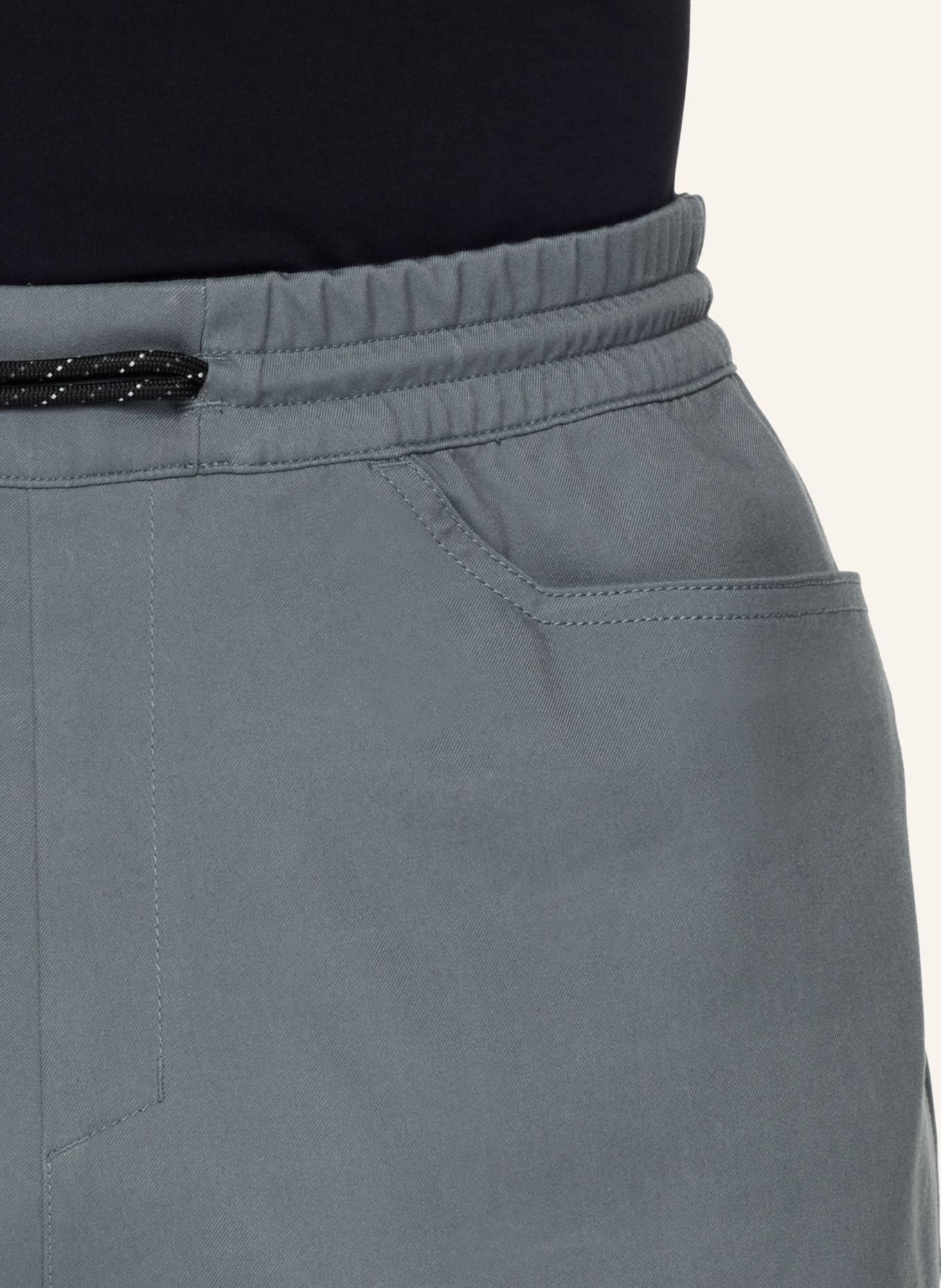MAMMUT Shorts MASSONE: GRAU
