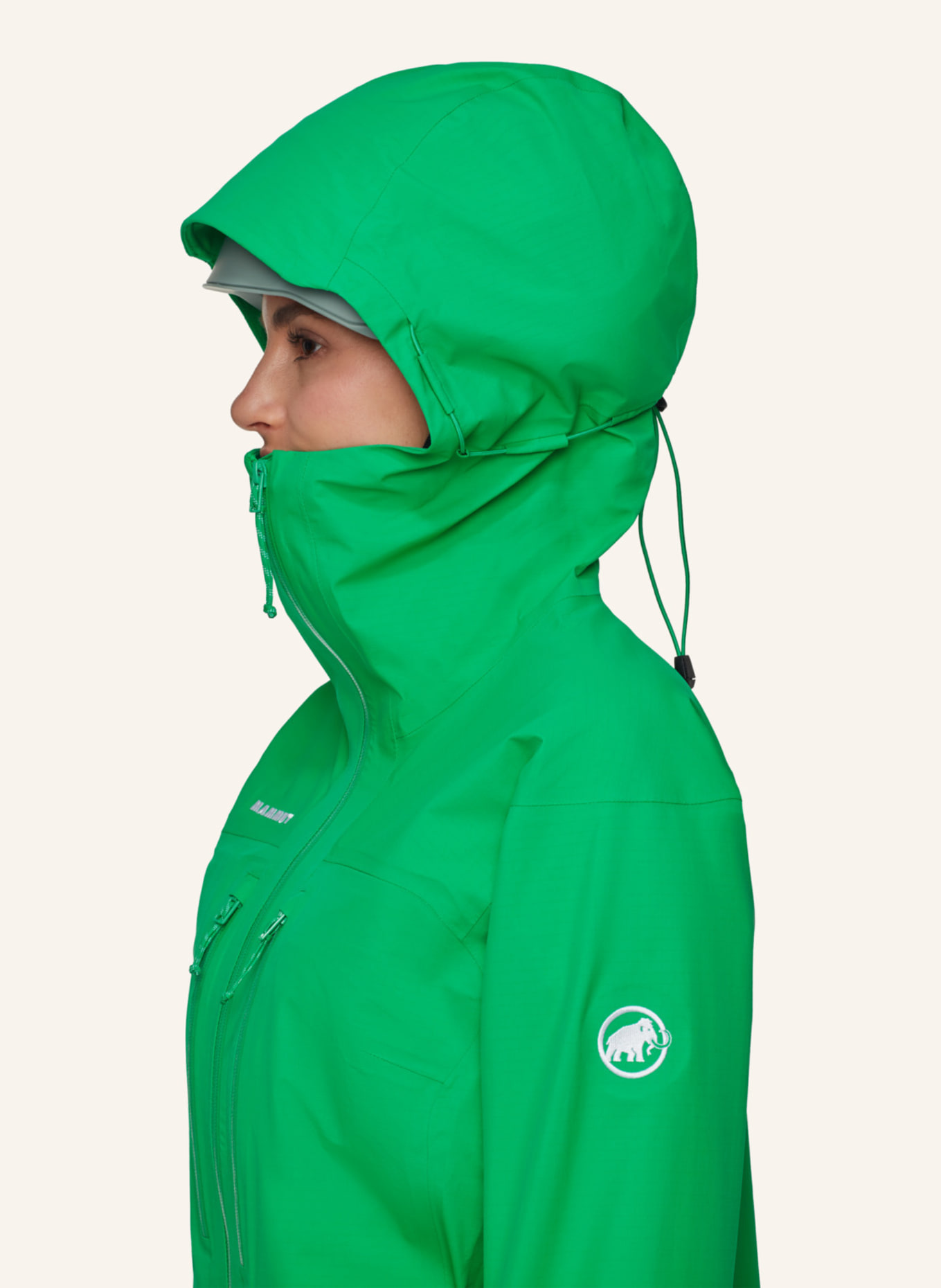 MAMMUT Hardshelljacke TAISS mit Kapuze: GRÜN