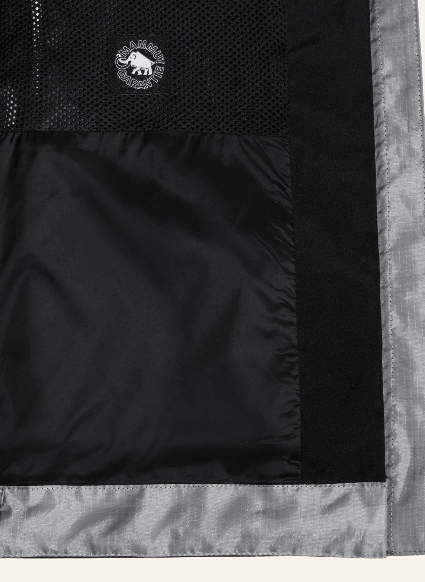 MAMMUT Treeline HS Hooded Jacket Women: SCHWARZ