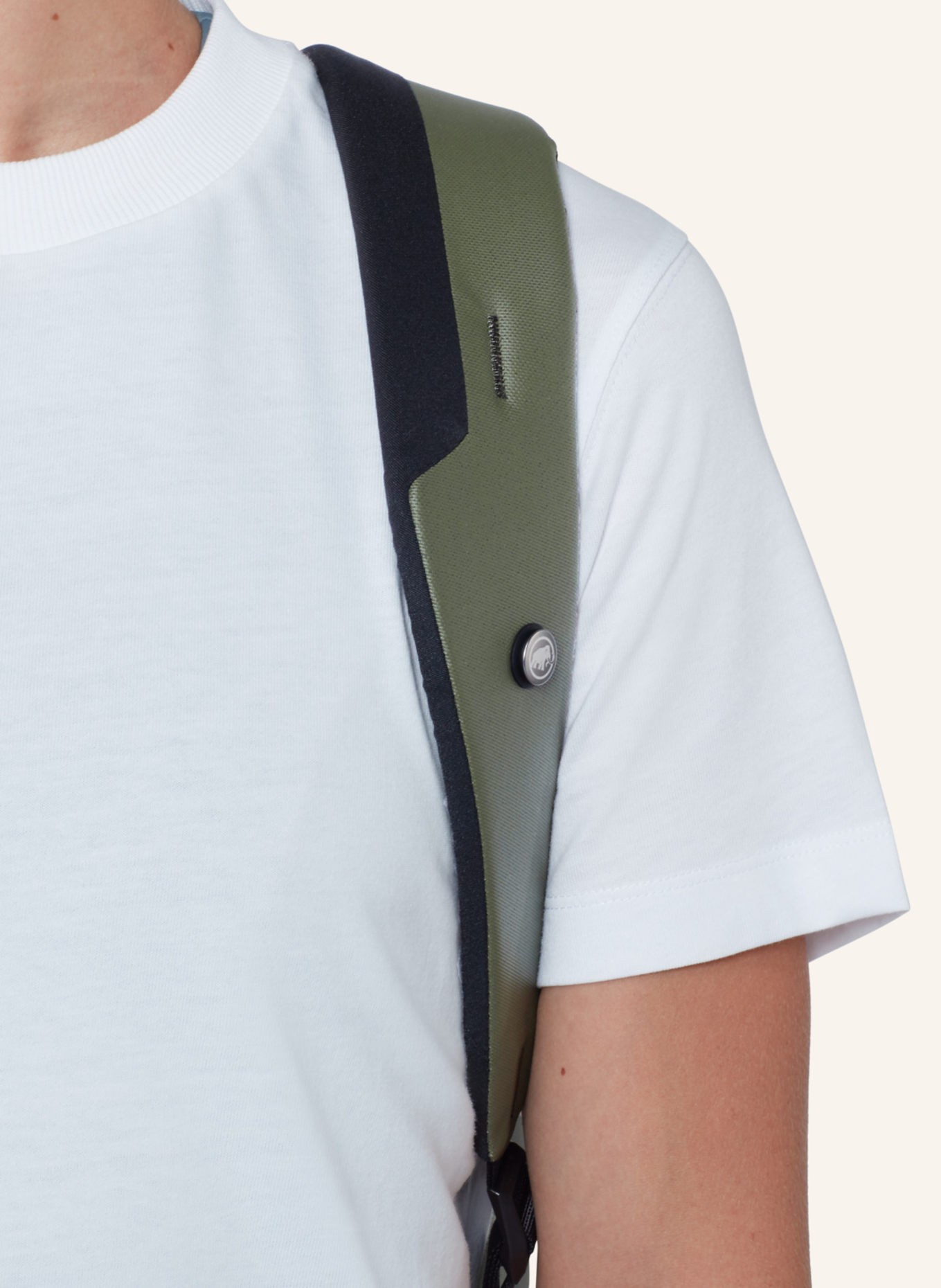 MAMMUT Rucksack SEON TRANSPORTER 25 l mit Laptop-Fach: GRÜN