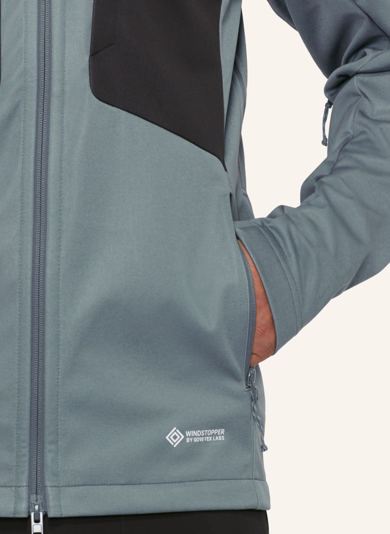 MAMMUT Ultimate VIII SO Hooded Jacket Men: SCHWARZ