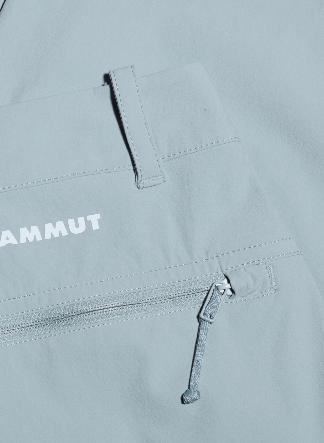 MAMMUT Mammut Hiking V Shorts Women: BLAU