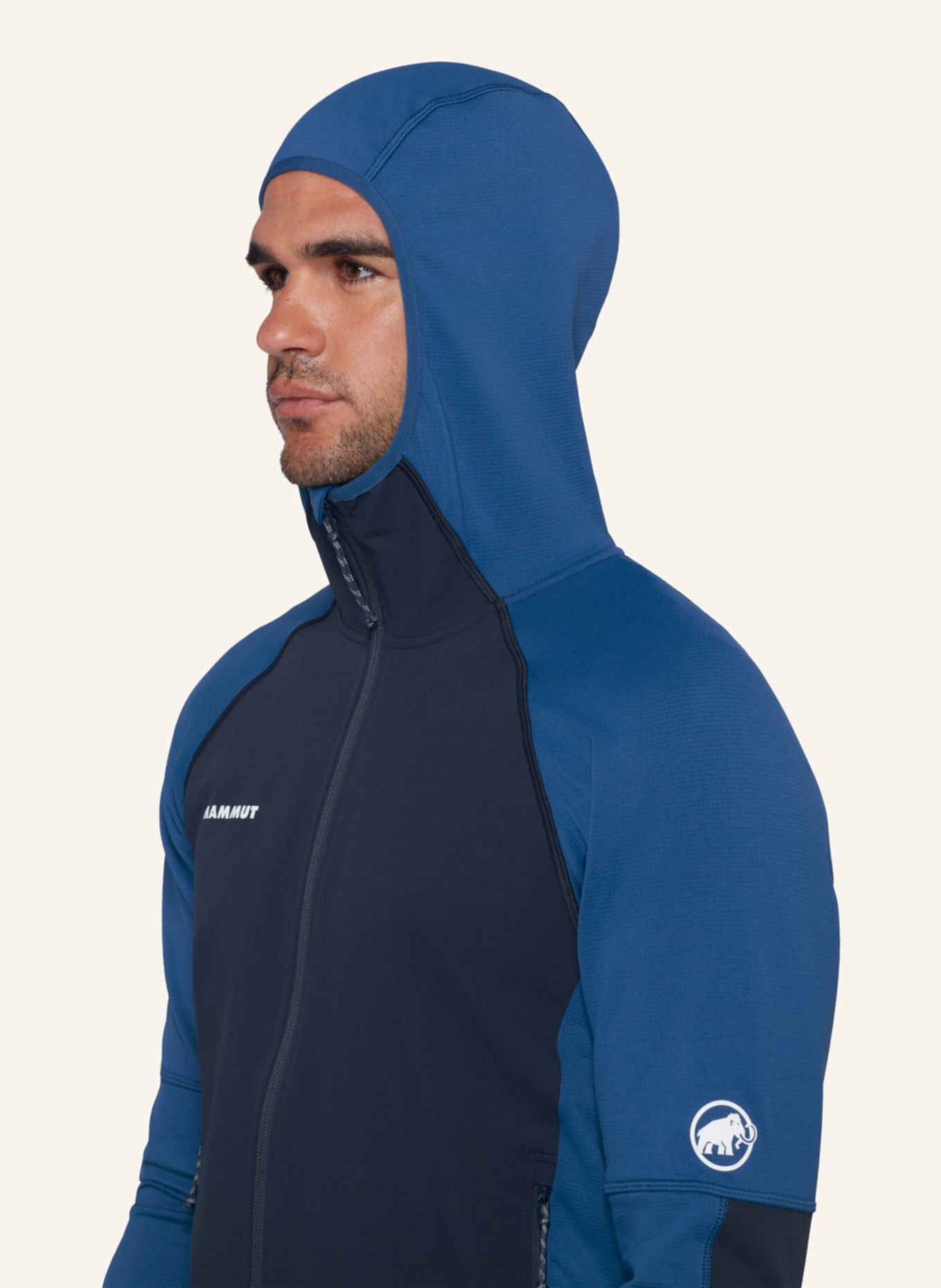 MAMMUT Midlayer-Jacke MASSONE ML HOODED: BLAU