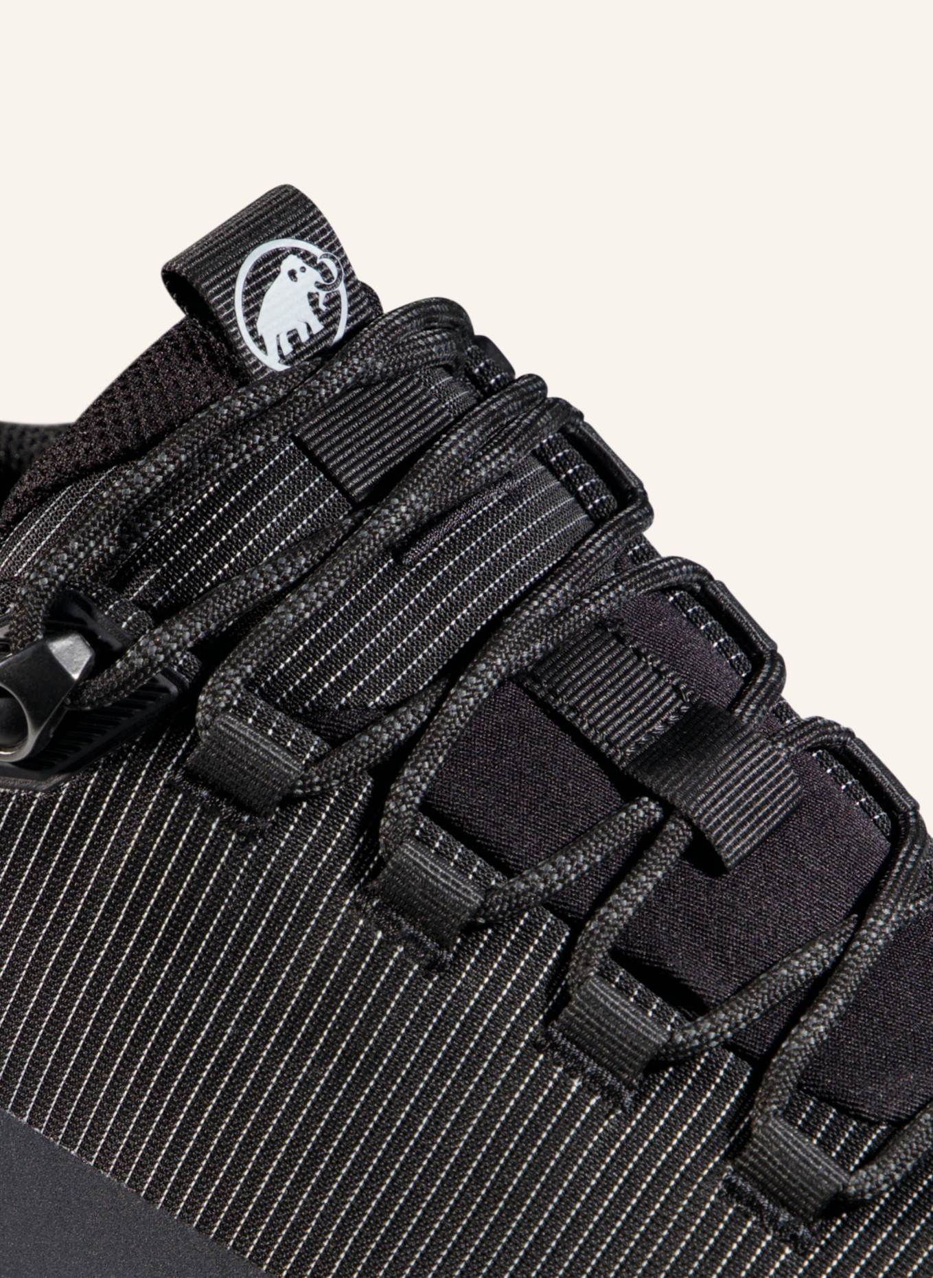 MAMMUT Ducan III Low GTX Men: SCHWARZ