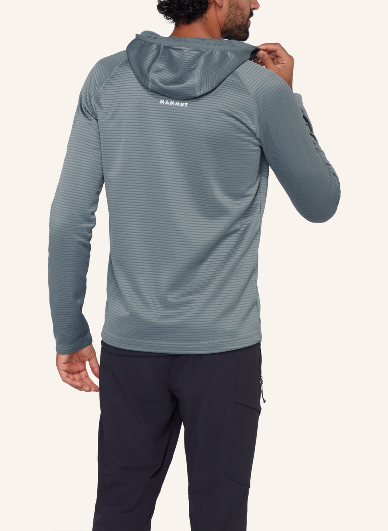 MAMMUT Crag ML Hooded Jacket Men: GRAU