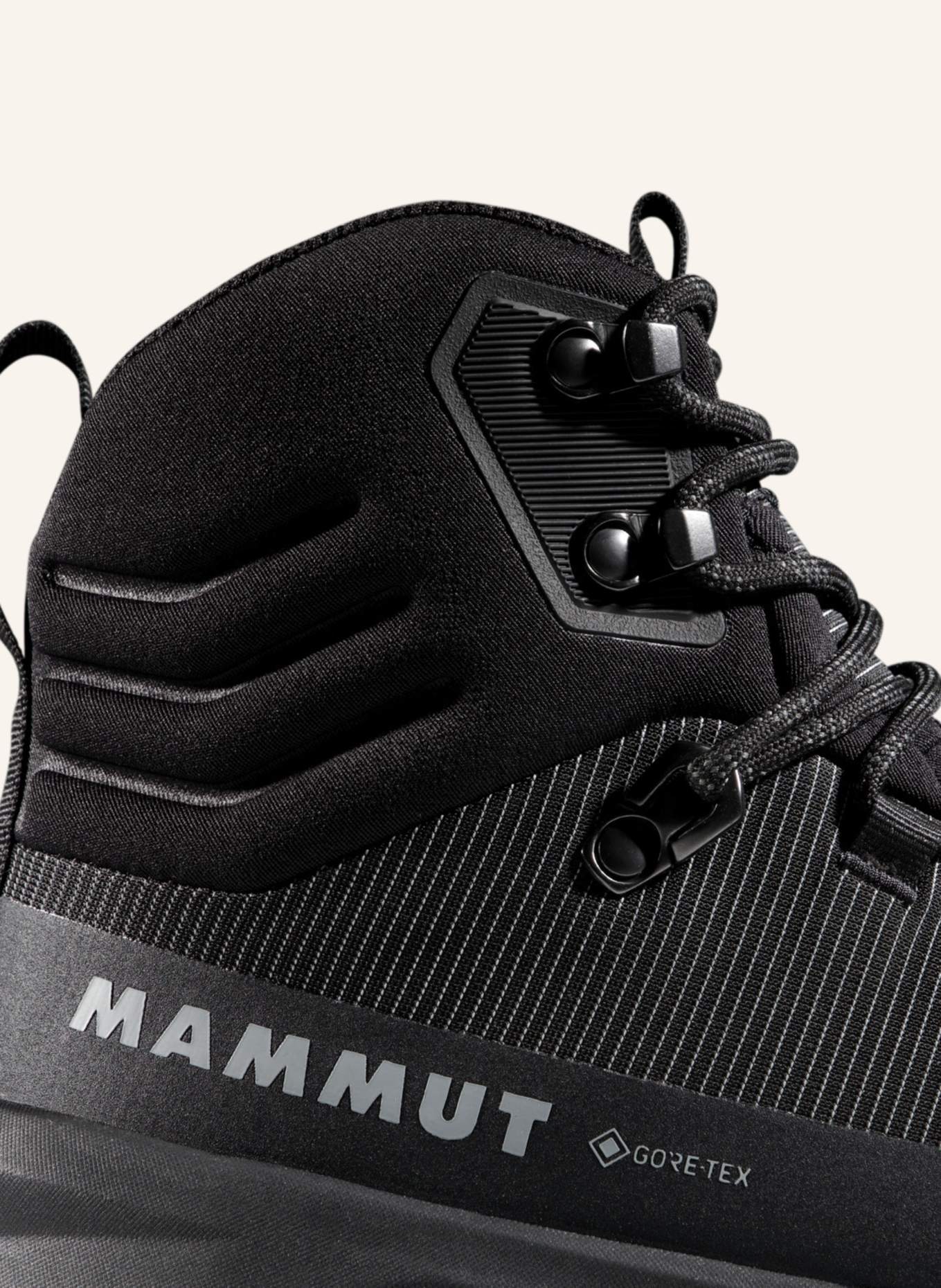 MAMMUT Ducan III High GTX Women: SCHWARZ