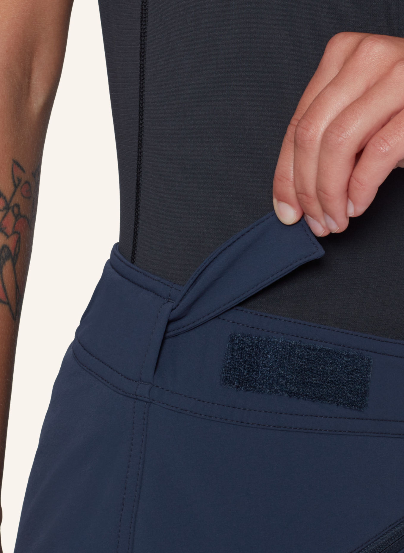 MAMMUT Taiss SO Pants Women: BLAU